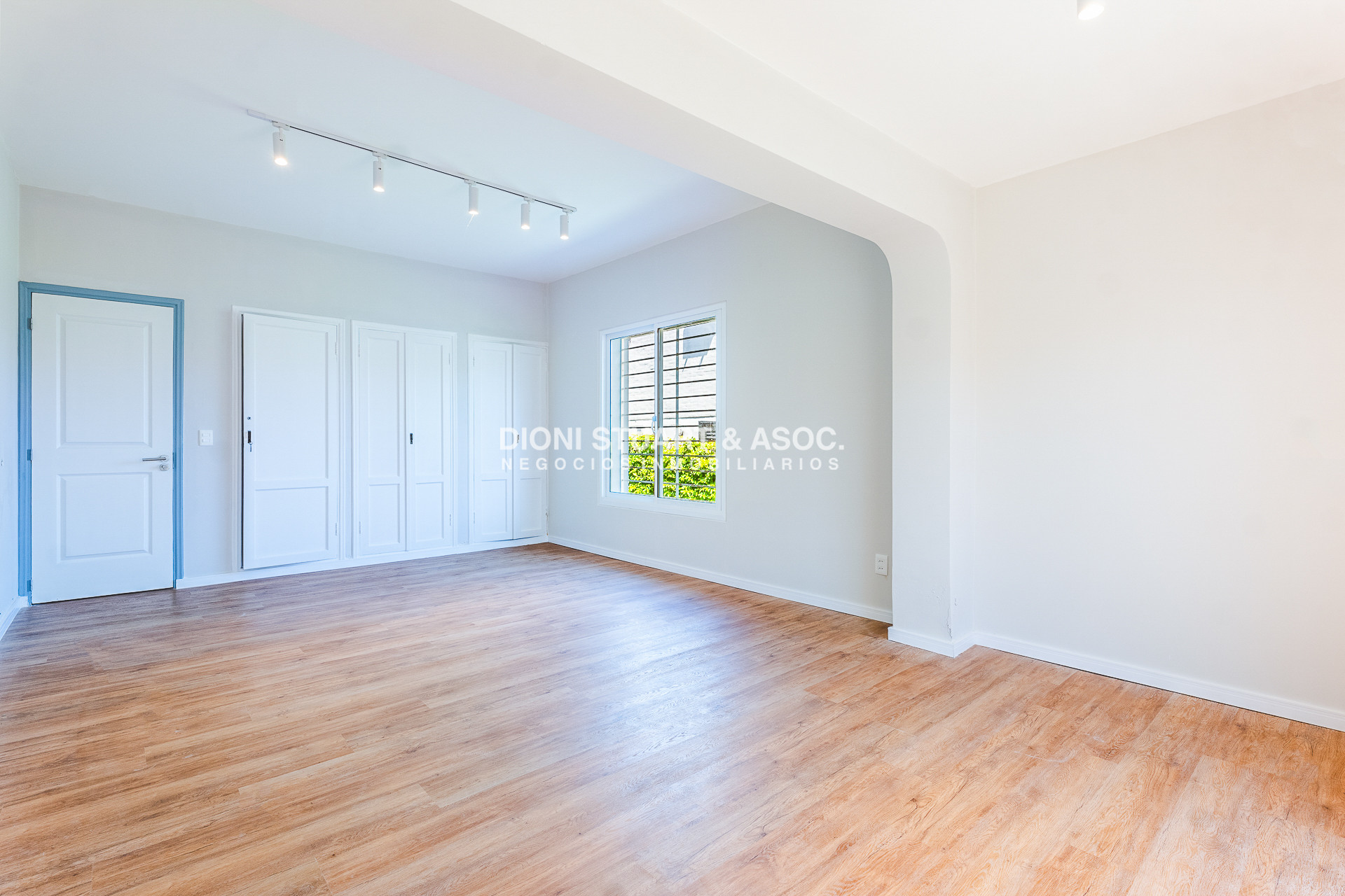 Casa ID.806 - Casa En La Peninsula - A estrenar - 6 Dormitorios