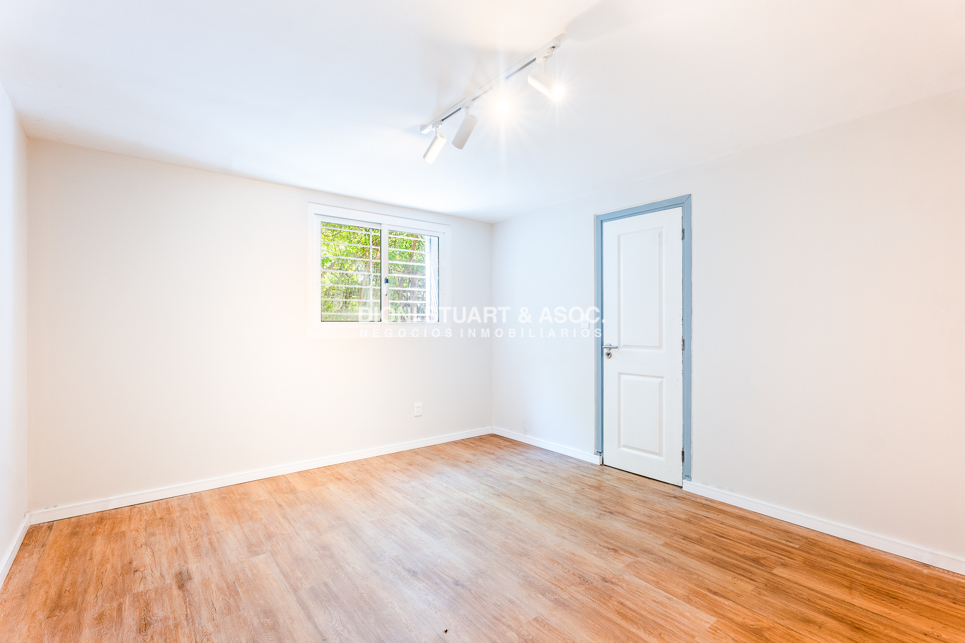 Casa ID.806 - Casa En La Peninsula - A estrenar - 6 Dormitorios