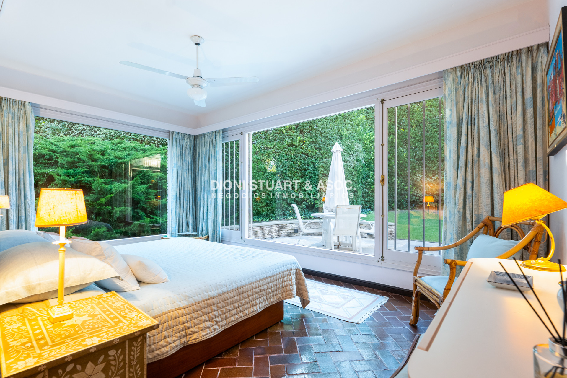 Casa ID.923 - IMPONENTE CASA EN PLAYA BRAVA - ELEGANCIA Y CONFORT