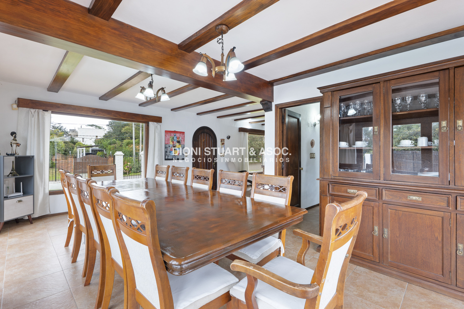 Casa ID.680 - CASA EN ALQUILER ANUAL EN LA MANSA - 5 DORMITORIOS - CON PISCINA