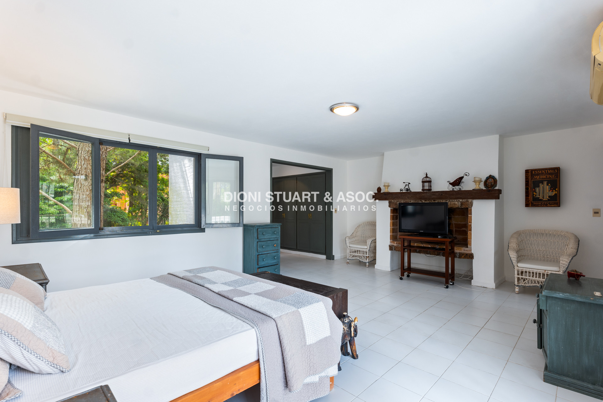 Casa ID.803 - CASA EN VENTA EN EL GOLF CON 8 DORMITORIOS EN SUTIE