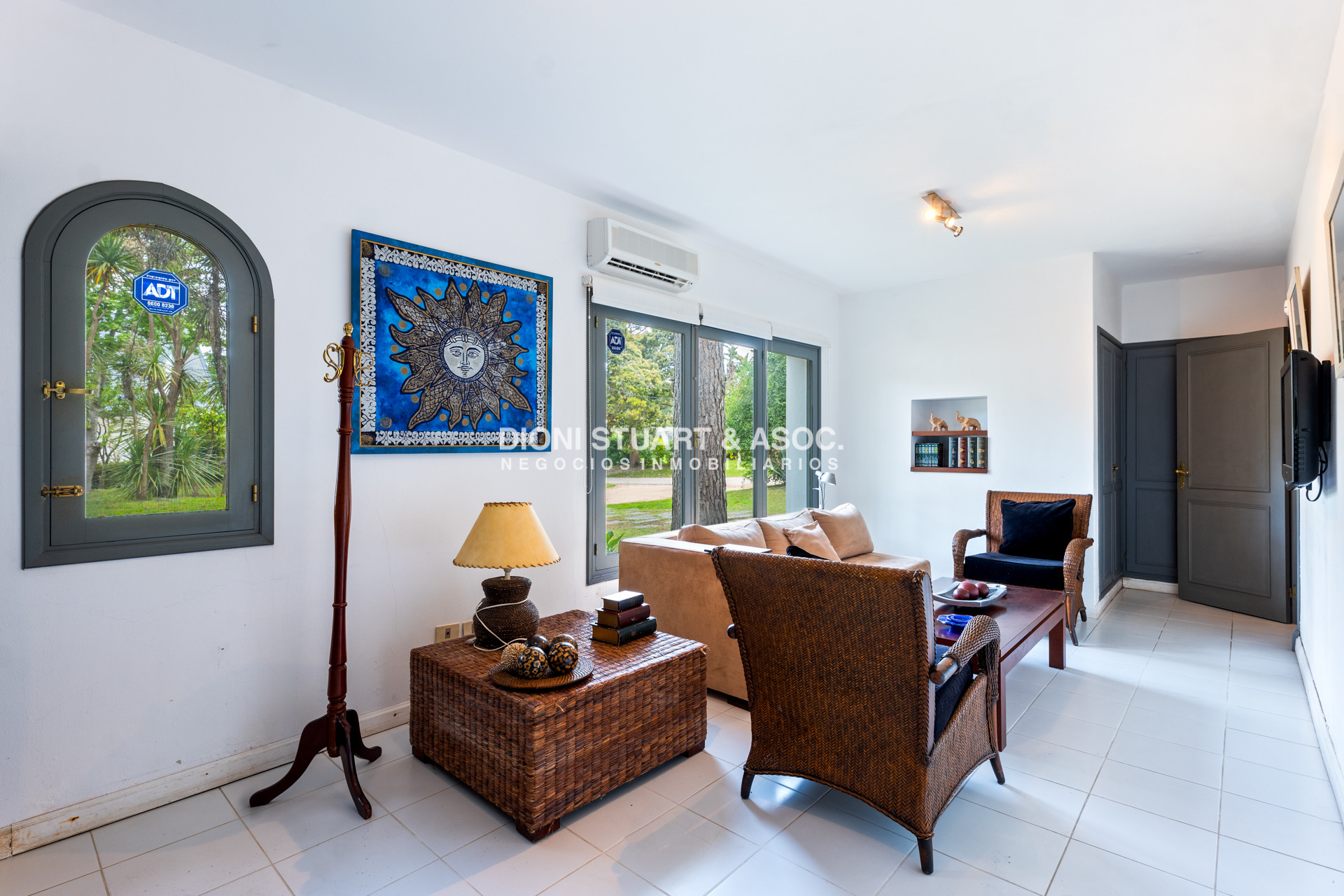 Casa ID.803 - CASA EN VENTA EN EL GOLF CON 8 DORMITORIOS EN SUTIE