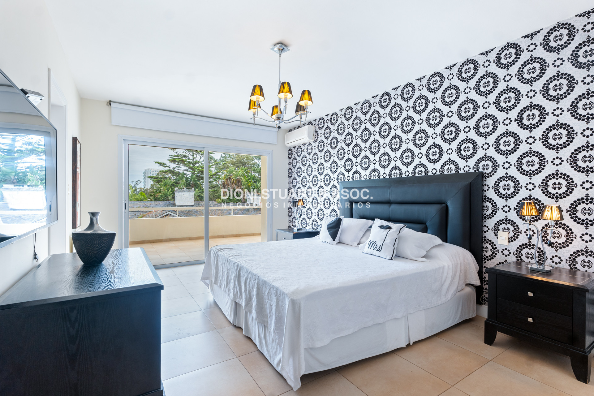 Casa ID.809 - Casa en Boluevard Park - 5 Dormitorios