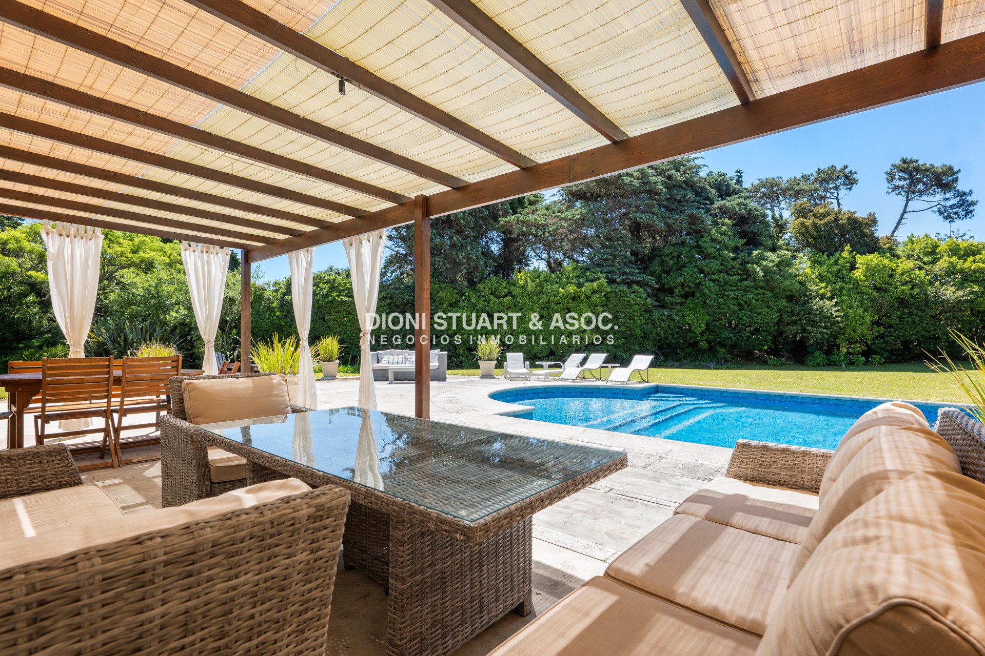 Casa ID.1162 - MEGA CASA EN EL GOLF - A METROS DEL MAR