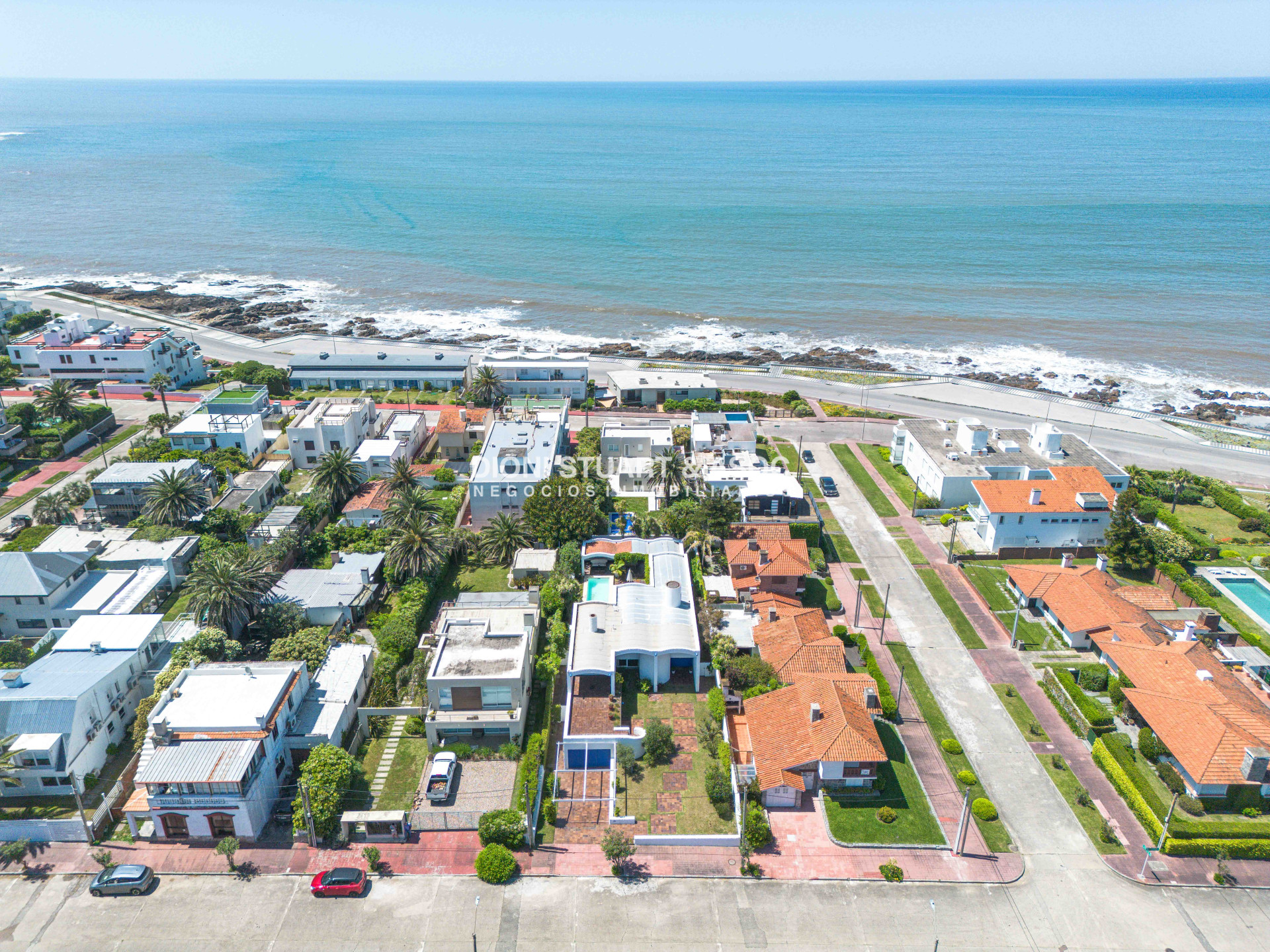 Casa ID.807 - CASA EN VENTA EN LA PENINSULA PUNTA DEL ESTE CON 4 DORMITORIOS