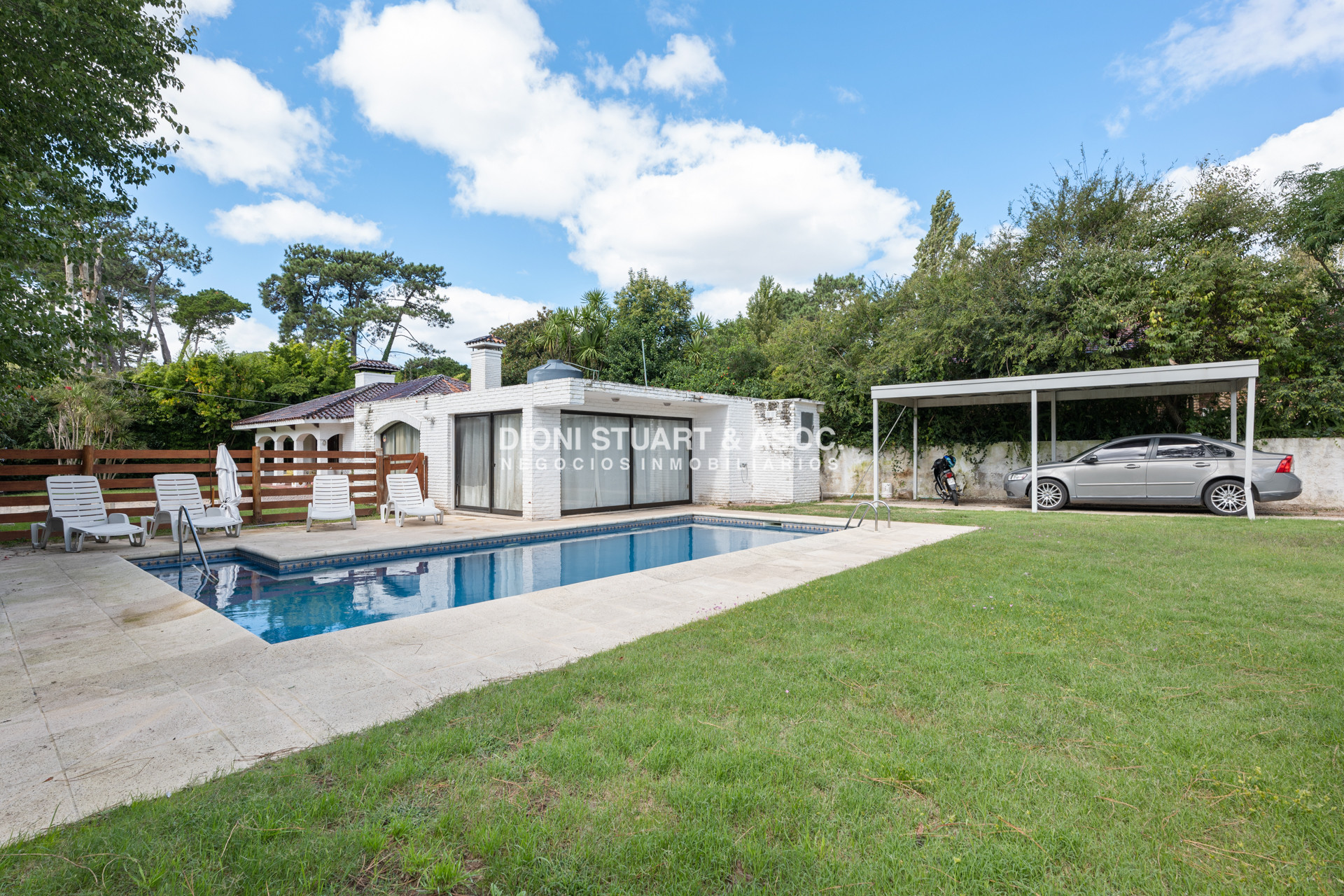 Casa ID.644 - OPORTUNIDAD - CASA EN ROOSEVELT - 5 DORMITORIOS Y 5 BAÑOS - PISCINA CLIMATIZADA