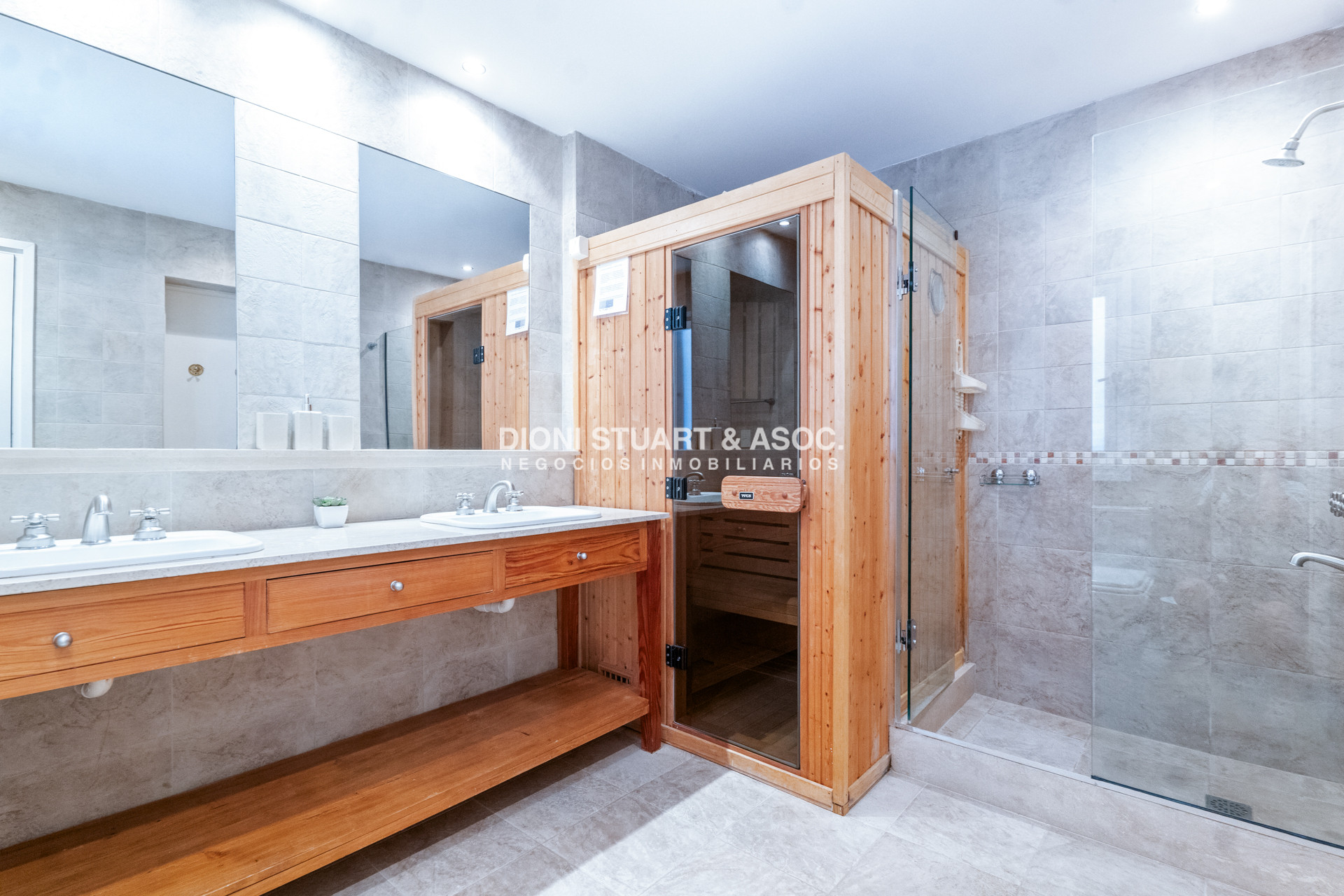 Casa ID.1162 - MEGA CASA EN EL GOLF - A METROS DEL MAR