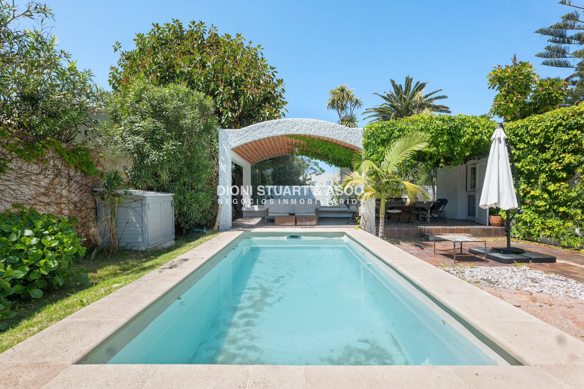 Casa ID.807 - CASA EN VENTA EN LA PENINSULA PUNTA DEL ESTE CON 4 DORMITORIOS