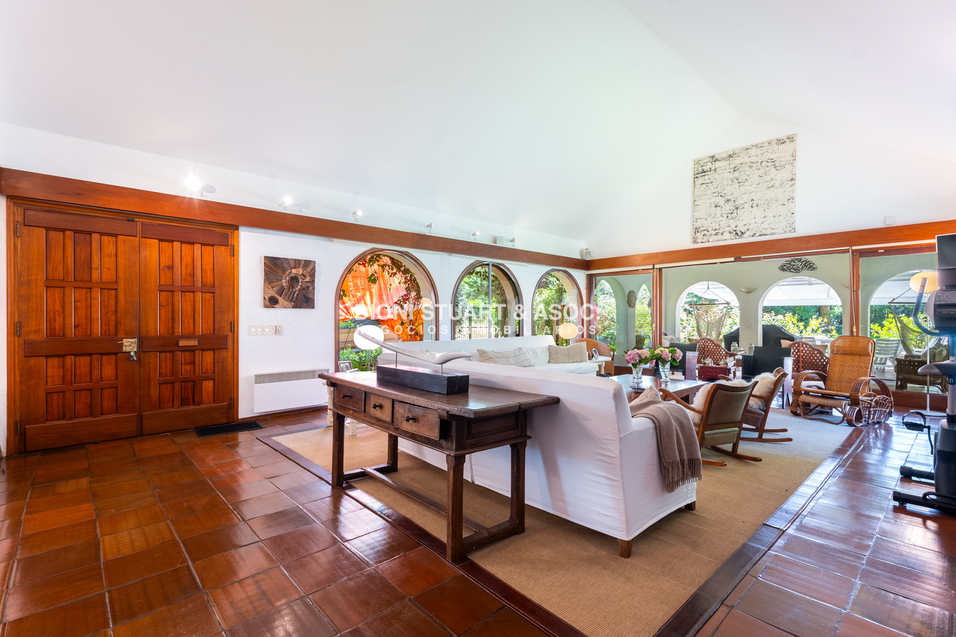 Casa ID.889 - CASA EN VENTA IMPONENTE EN EL GOLF - SAN RAFAEL - 6 DORMITORIOS