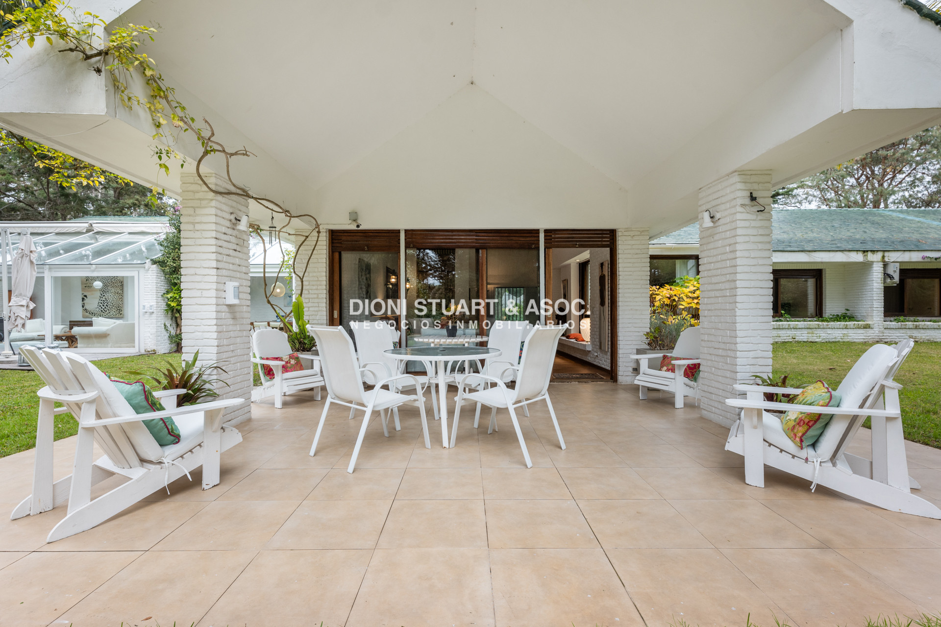 Casa ID.1015 - MANSION EN BEVERLY HILLS RECICLADA 