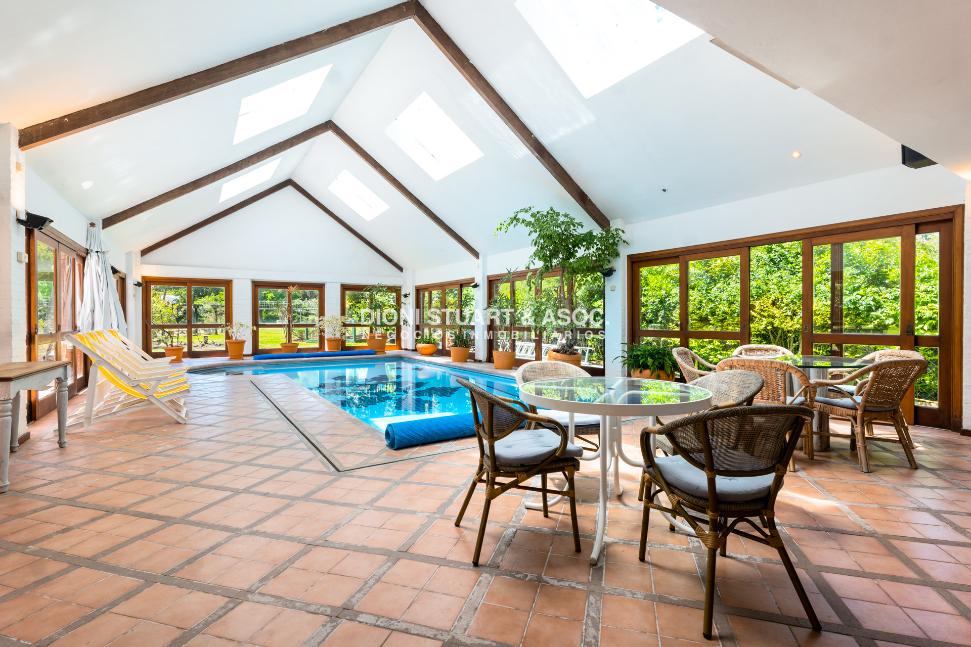 Casa ID.843 - CASA EN VENTA EN EL GOLF - INCREIBLE