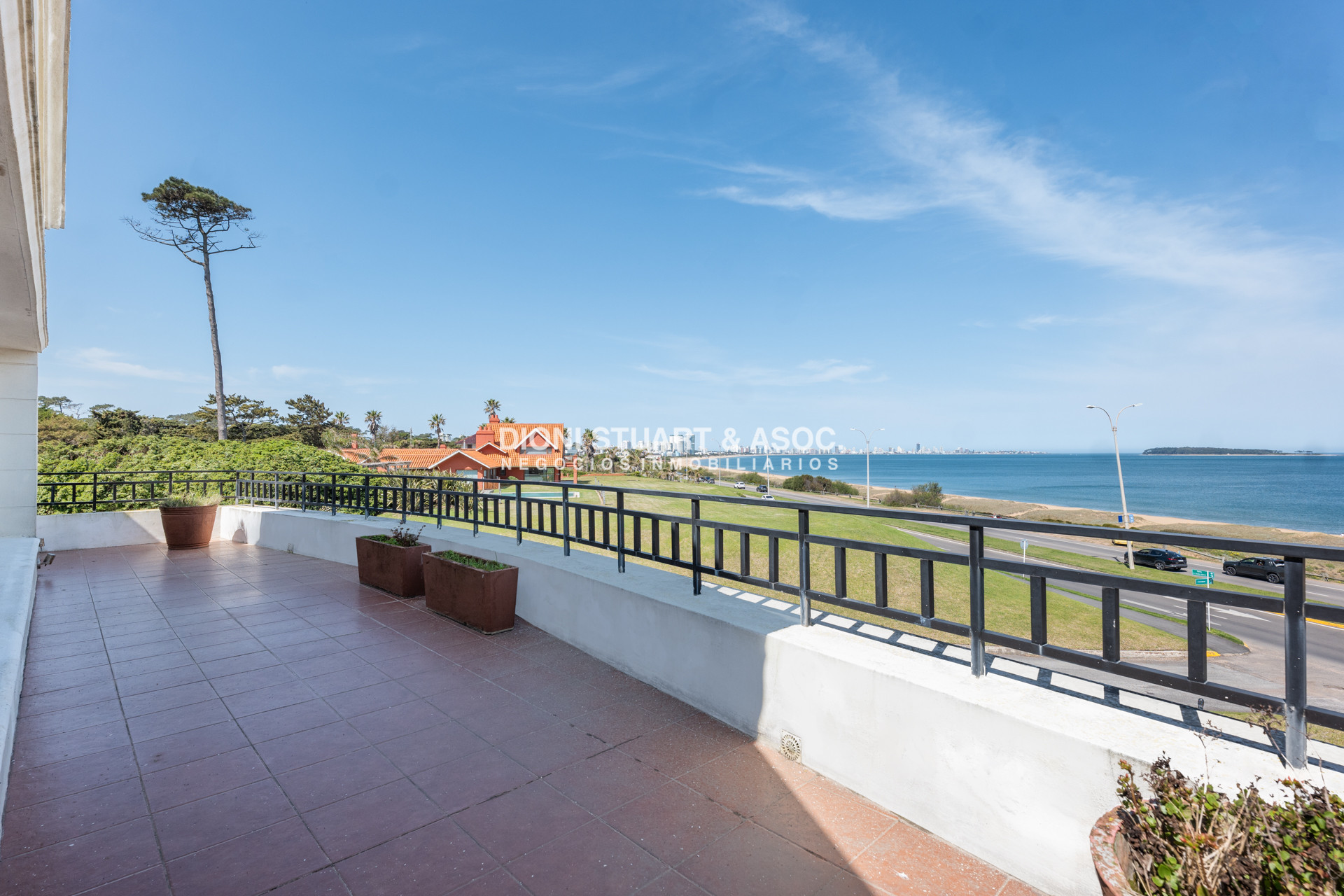 Casa ID.769 - Mansion En Primera Linea Playa Mansa