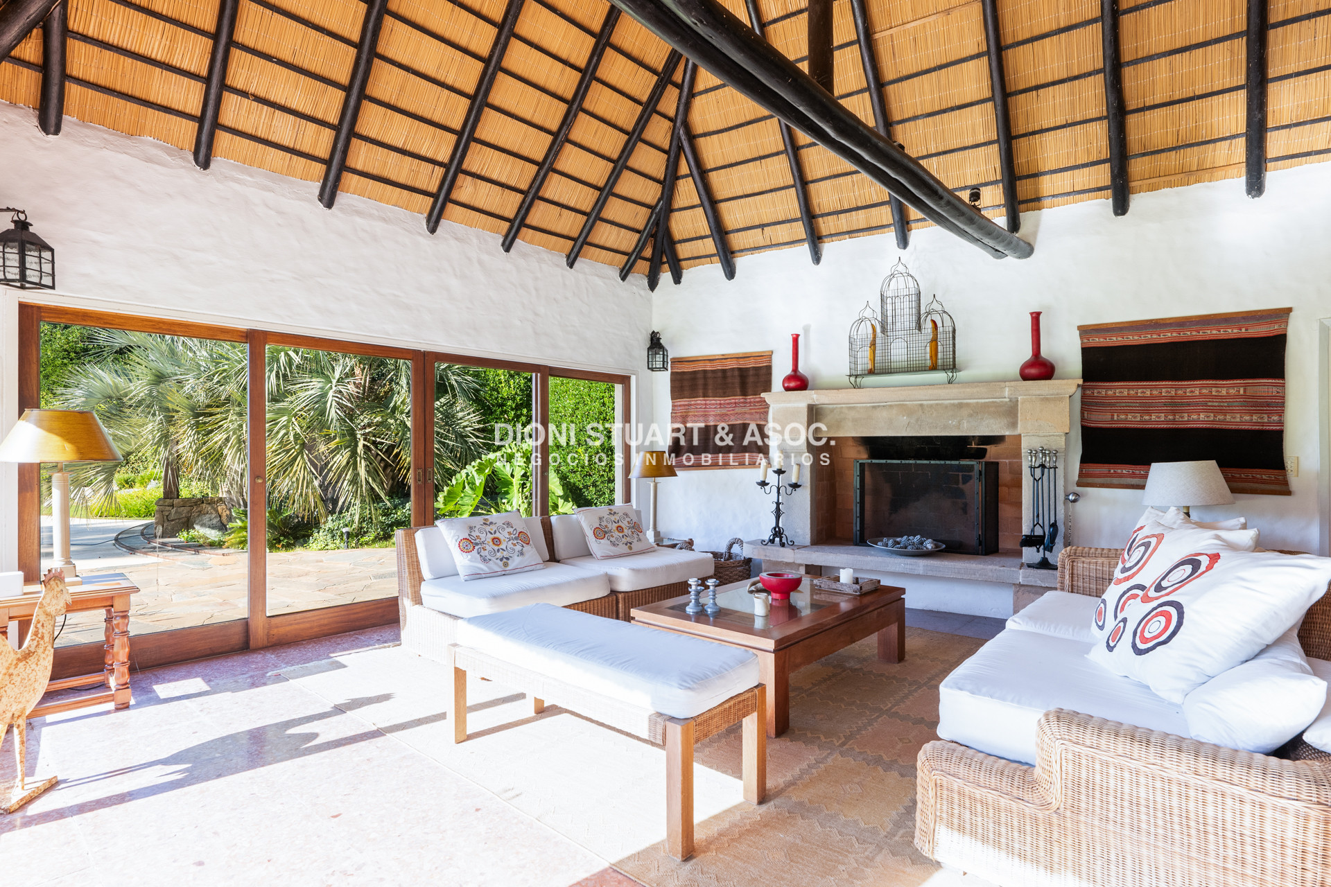 Casa ID.923 - IMPONENTE CASA EN PLAYA BRAVA - ELEGANCIA Y CONFORT