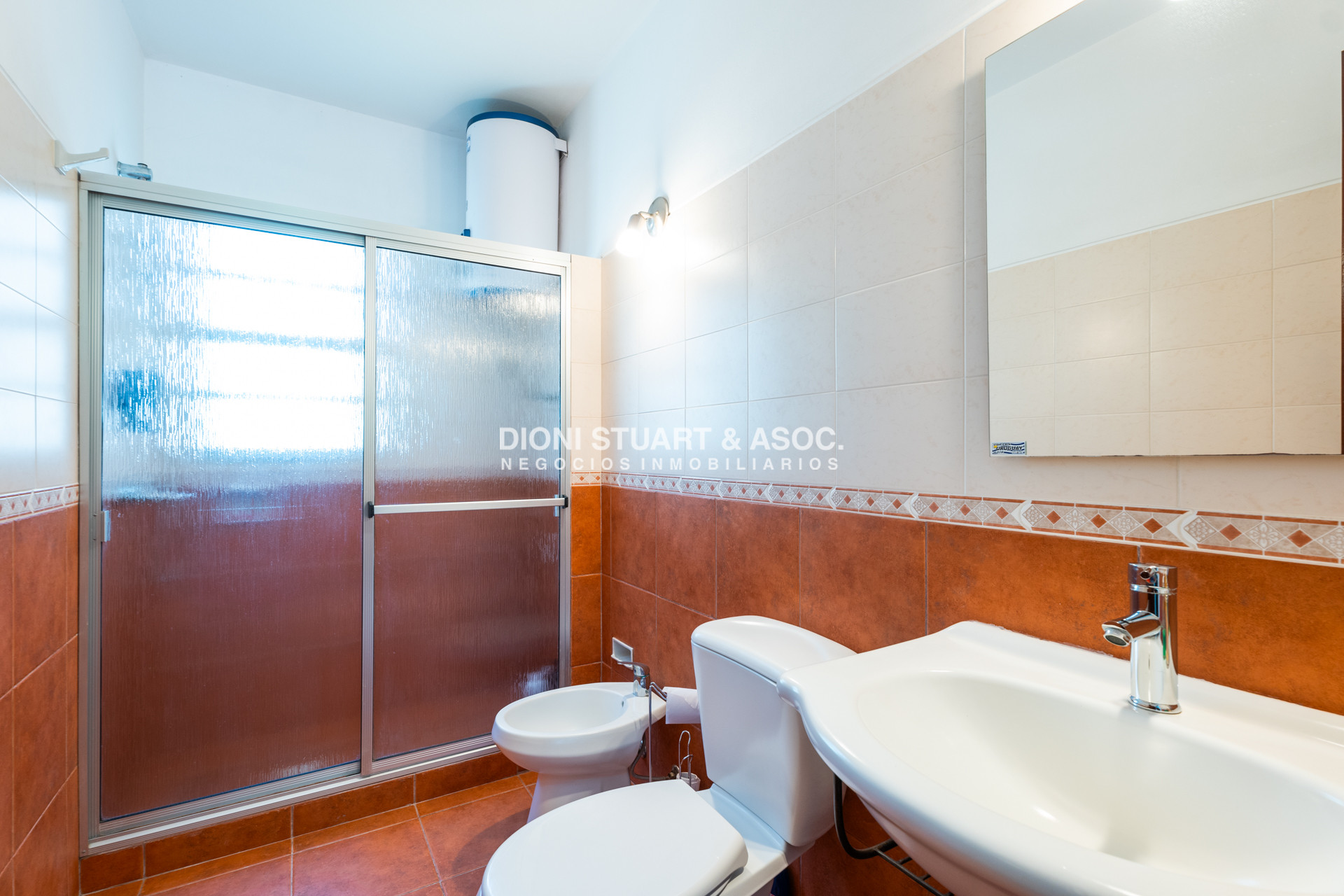 Casa ID.861 - CASA EN ALQUILER DE TEMPORADA PLAYA MANSA CON 3 DORMITORIOS