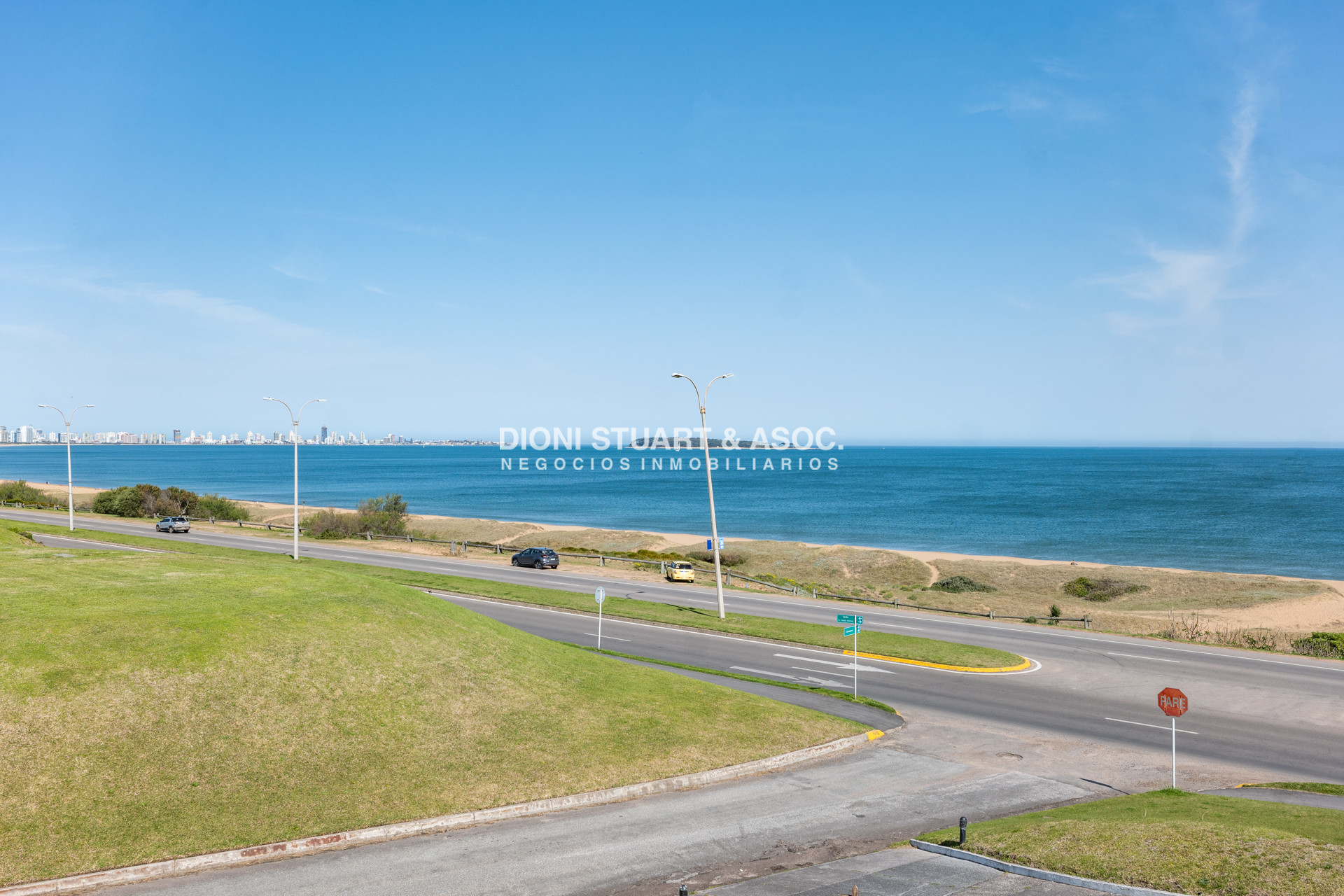 Casa ID.769 - Mansion En Primera Linea Playa Mansa