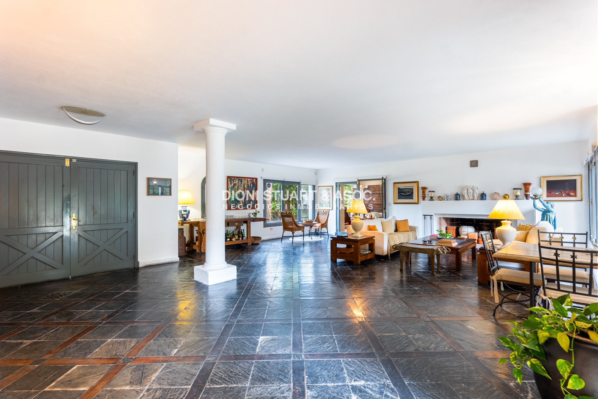 Casa ID.803 - CASA EN VENTA EN EL GOLF CON 8 DORMITORIOS EN SUTIE