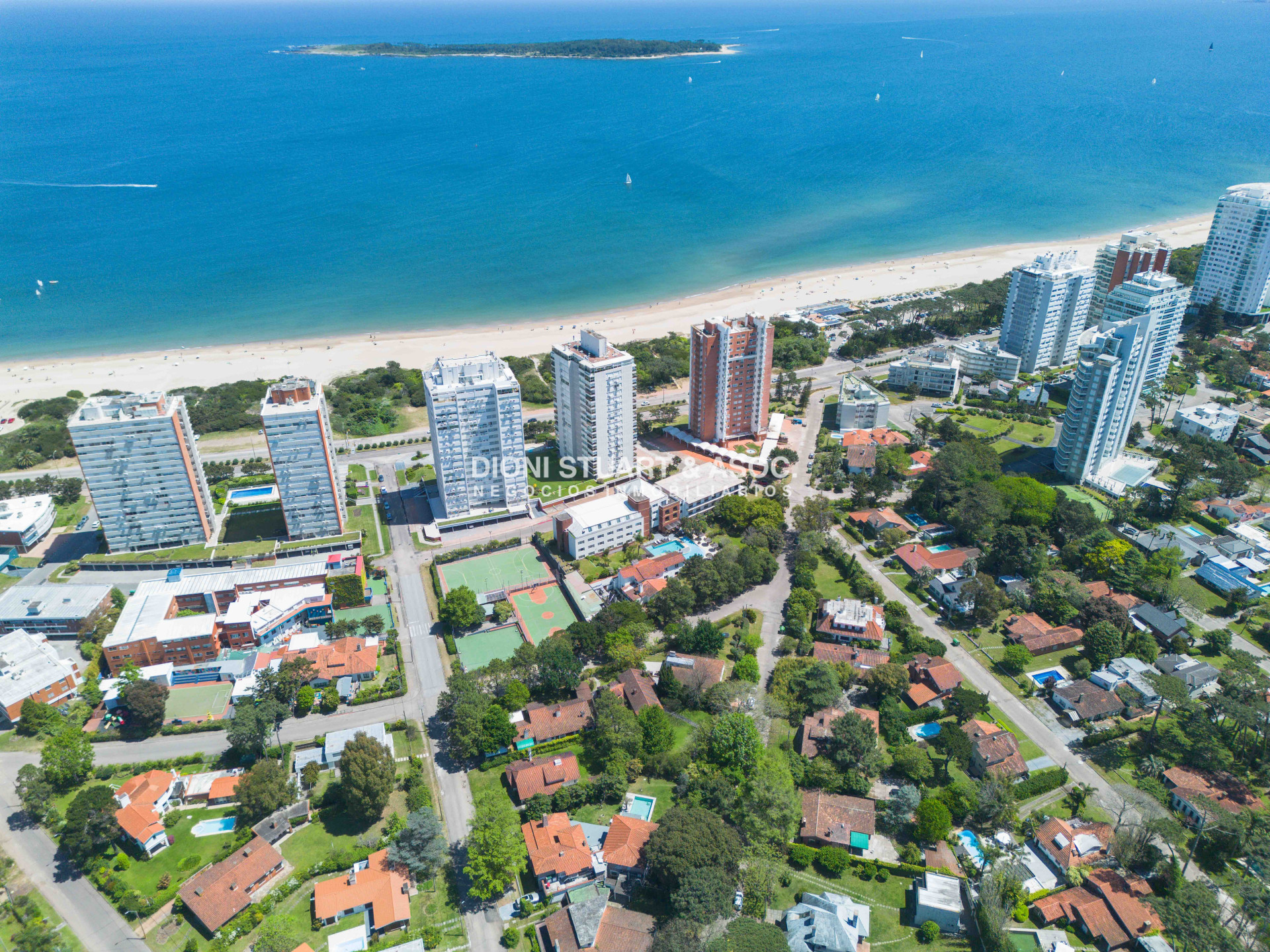 Local Comercial ID.811 - Hotel La Foret en Venta 