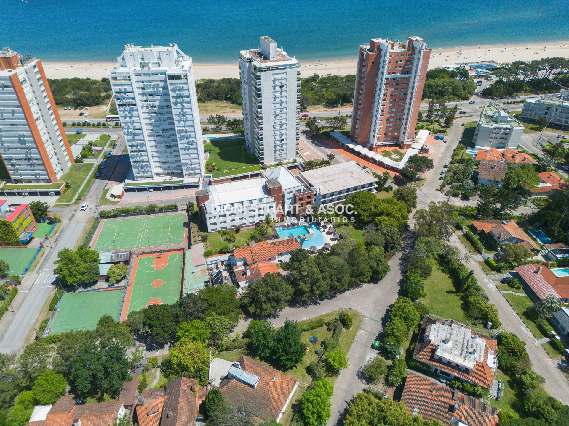 Local Comercial ID.811 - Hotel La Foret en Venta 