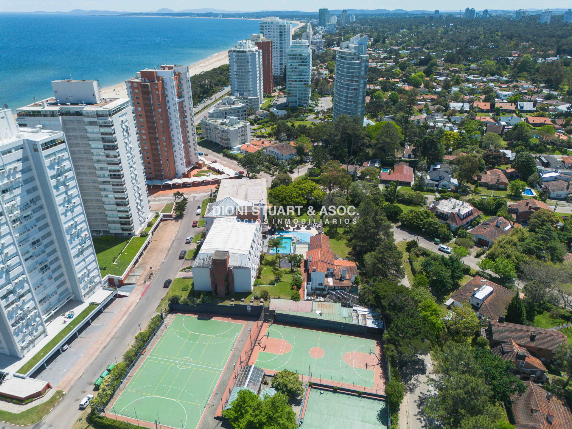 Local Comercial ID.811 - Hotel La Foret en Venta 