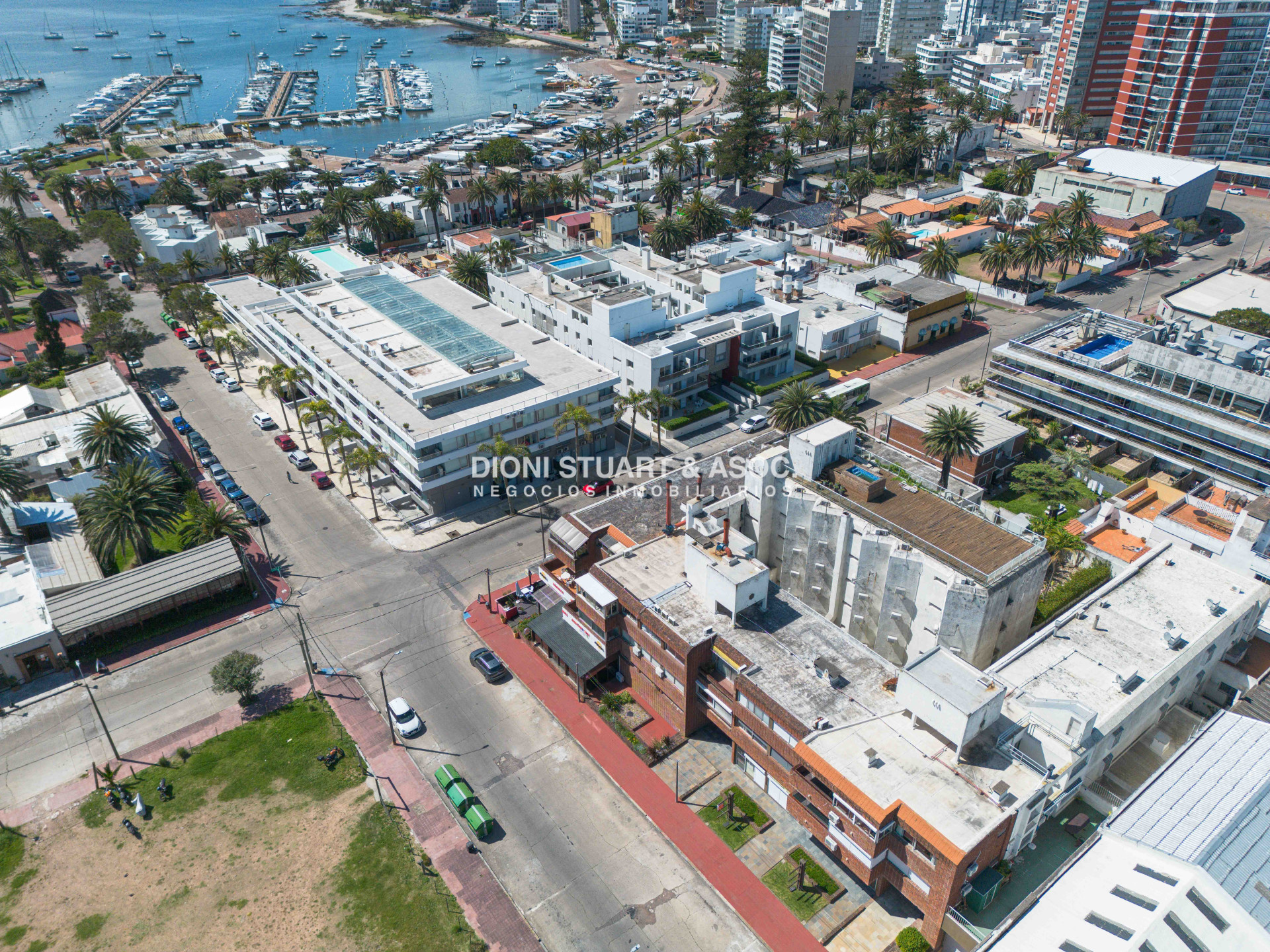 Local Comercial ID.782 - Hotel Aquarium en Venta - Peninsula - 48 Habitaciones - Oportunidad