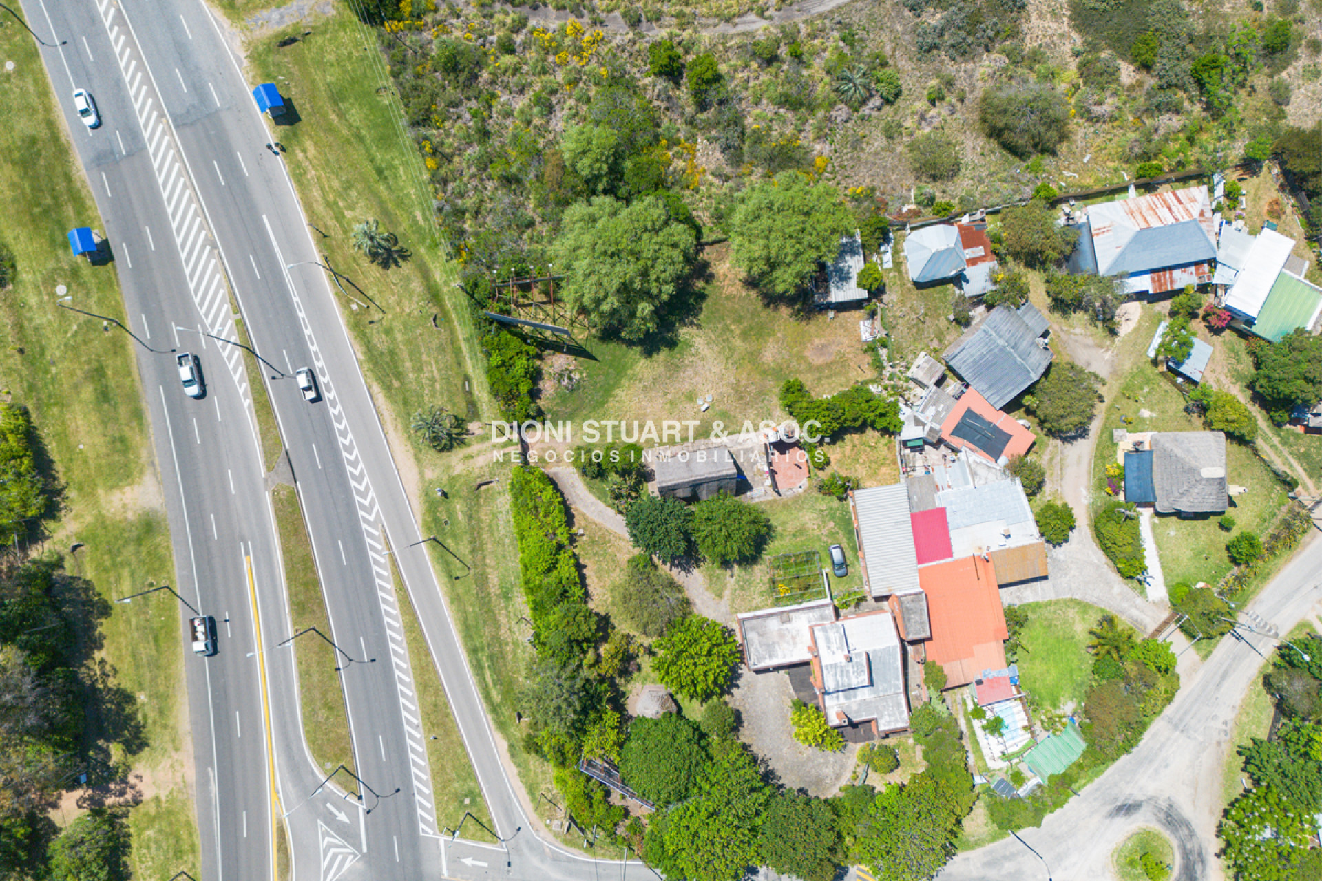 Terreno ID.586 - Oportunidad De Inversion En Punta Ballena - Terreno de 3086m2 - Posibilidad de PH 4 Pisos