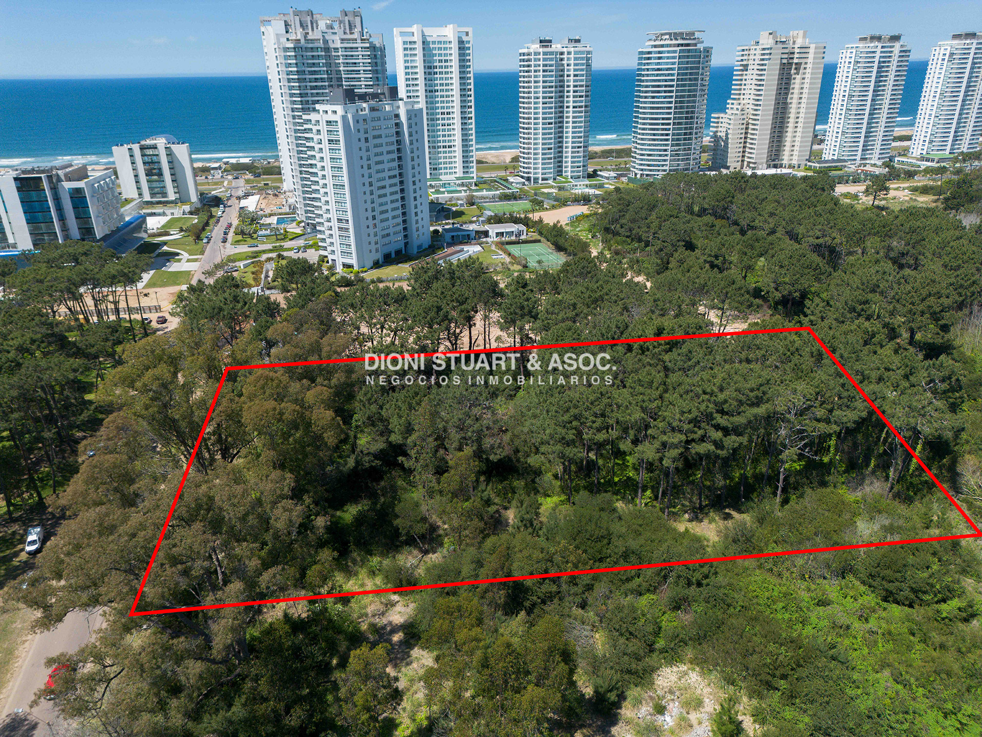 Terreno ID.808 - TERRENO EN PLAYA BRAVA APTO PARA CONSTRUIR 26 PISOS