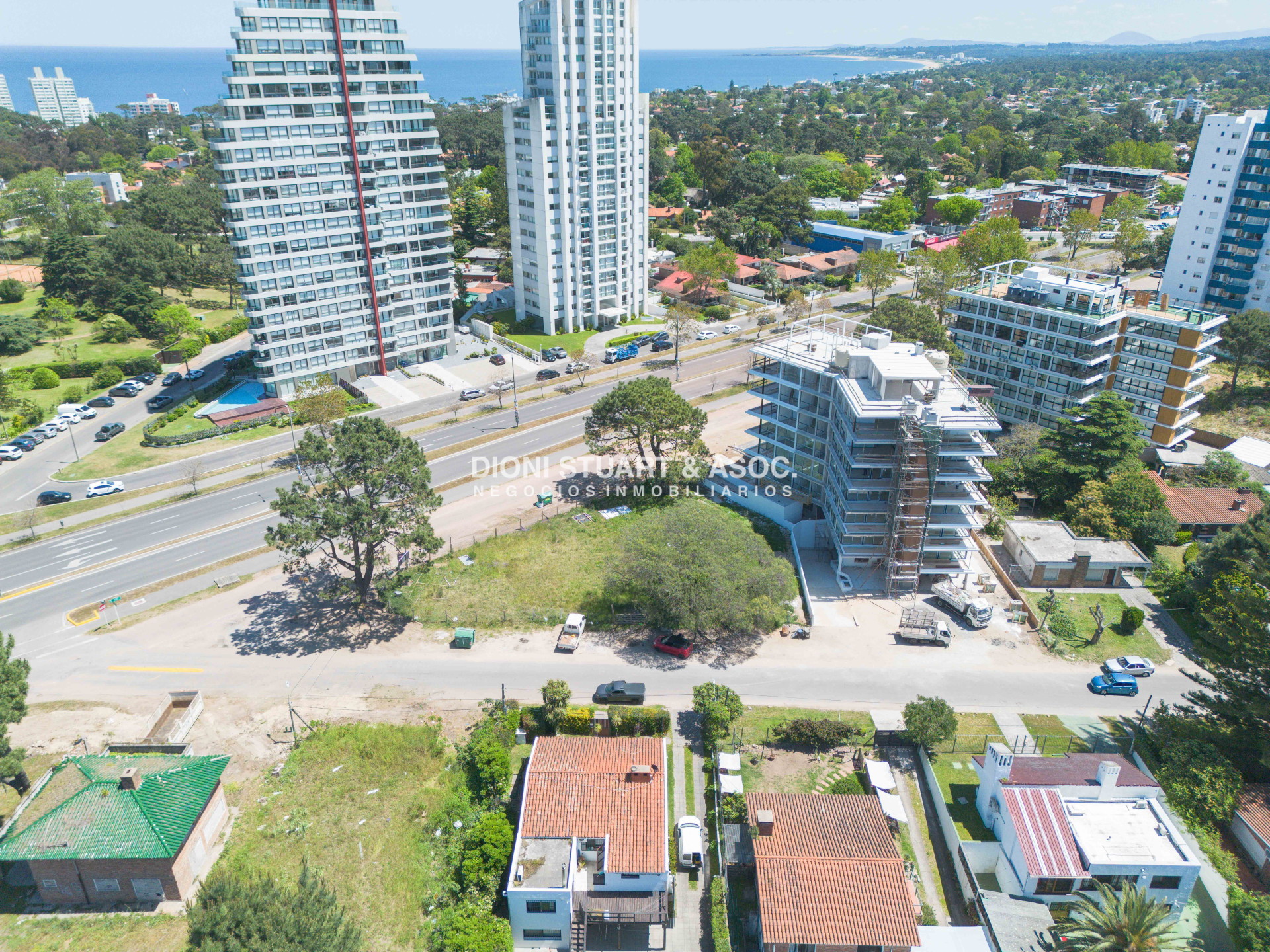 Terreno ID.788 - Terreno en Roosevelt - Apto para Edificio