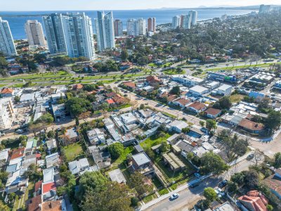 TERRENO APTO PARA EDIFICIO EN PUNTA DEL ESTE