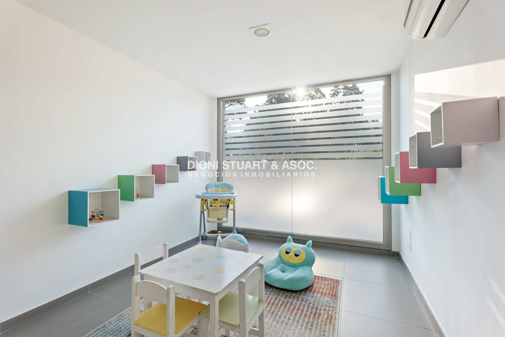 Apartamento ID.669 - Stradivarius - 3 Dormitorios - Piso Alto