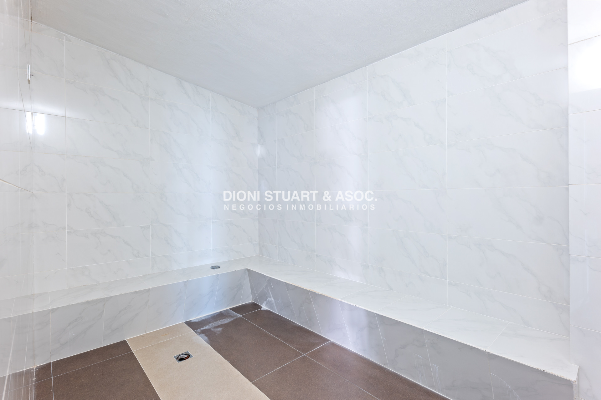 Apartamento ID.660 - Alquiler Anual o Invernal - Temporada  - Miami Boulevard I - 2 Dormitorios - Todos los Amenities - Playa Mansa
