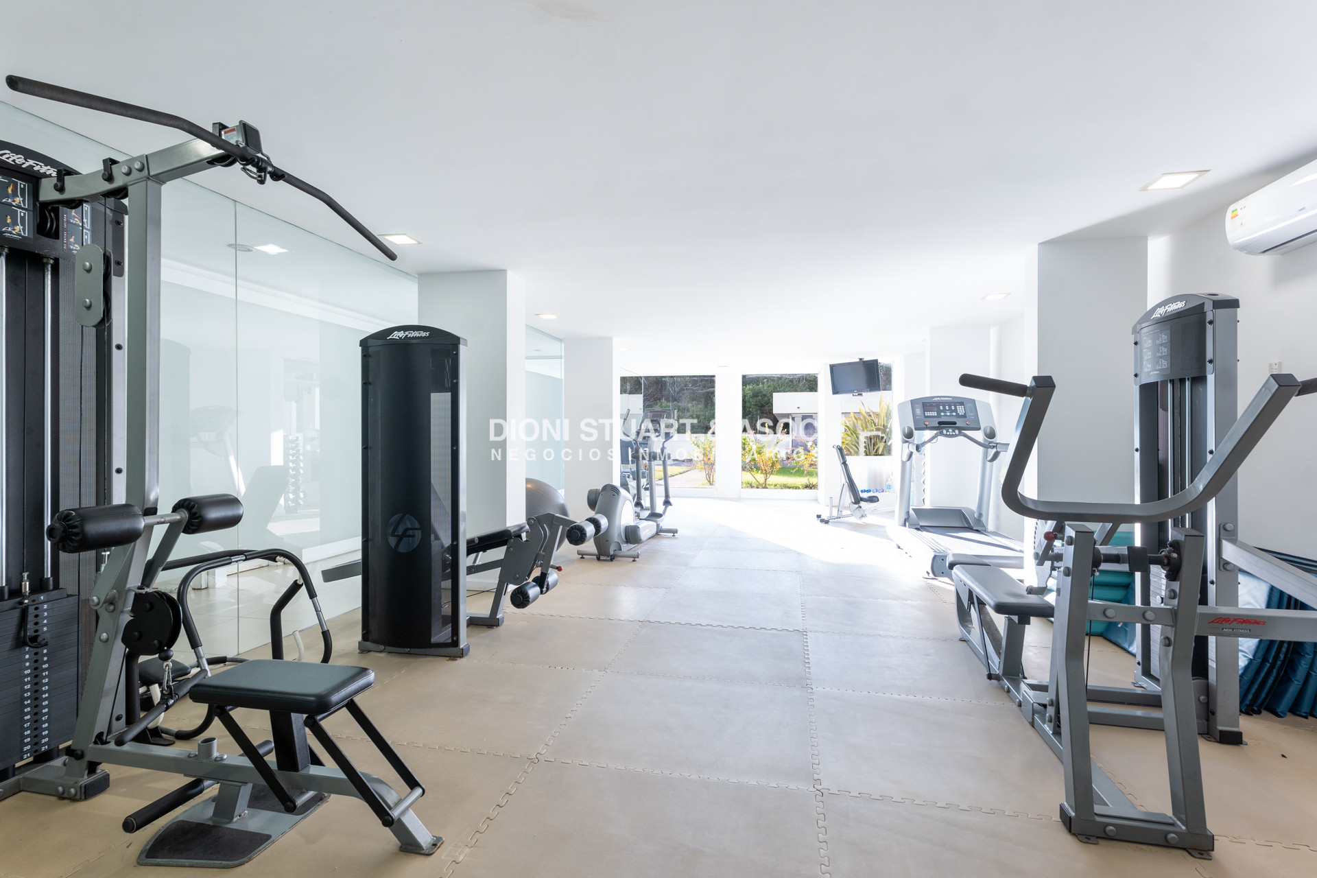 Apartamento ID.989 - MYTHOS PENT HOUSE DUPLEX - 4 SUITES - PLAYA BRAVA PRIMERA LINEA