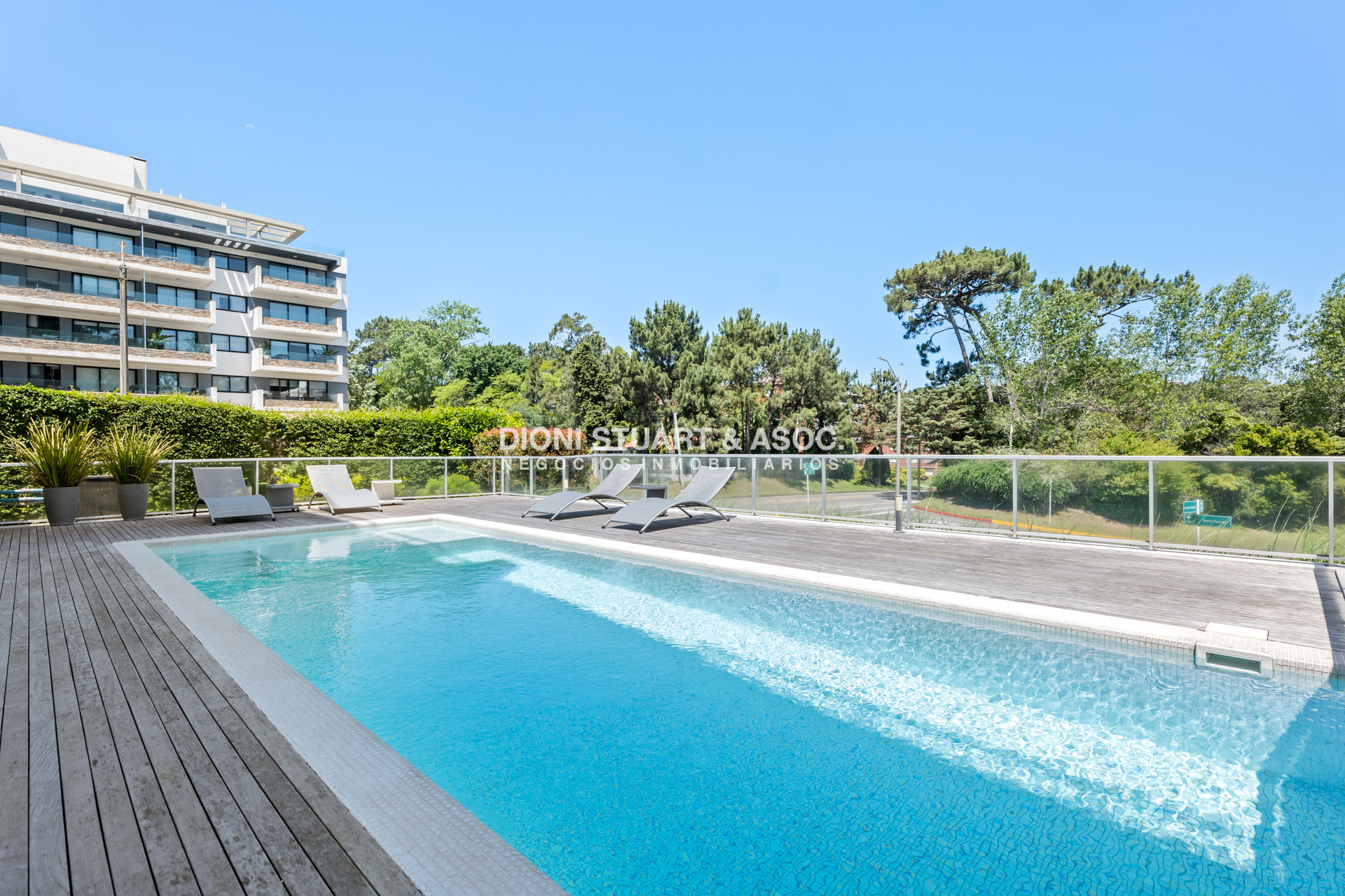 Apartamento ID.925 - DEPARTAMENTO PENT HOUSE EN VENTA - 3 DORM Y DEP. - PARRILLERO - PLAYA MANSA