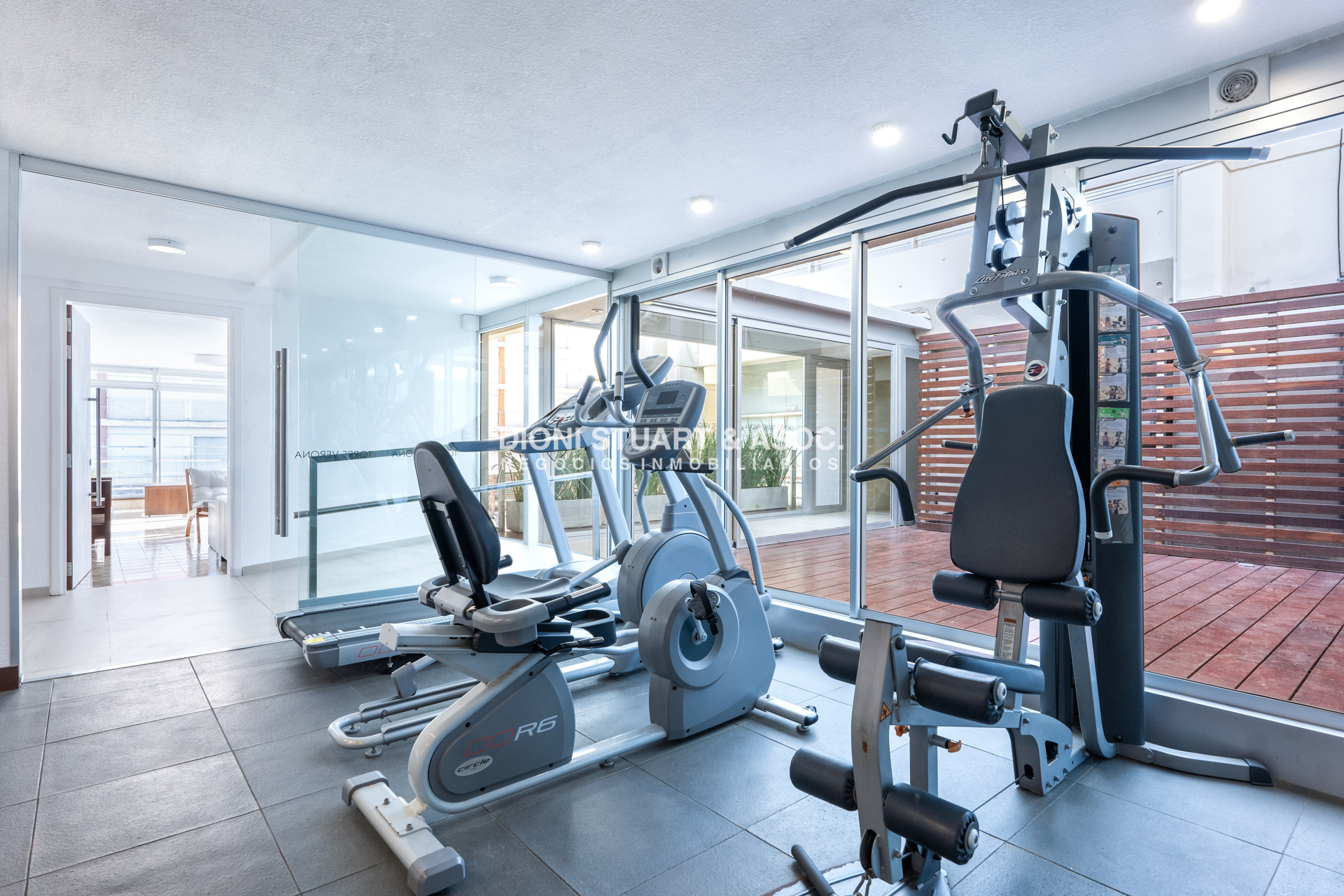 Apartamento ID.1116 - VENTA APARTAMENTO EN LA PENINSULA 2 DORMITORIOS VISTA AL PUERTO - TORRE VERONA