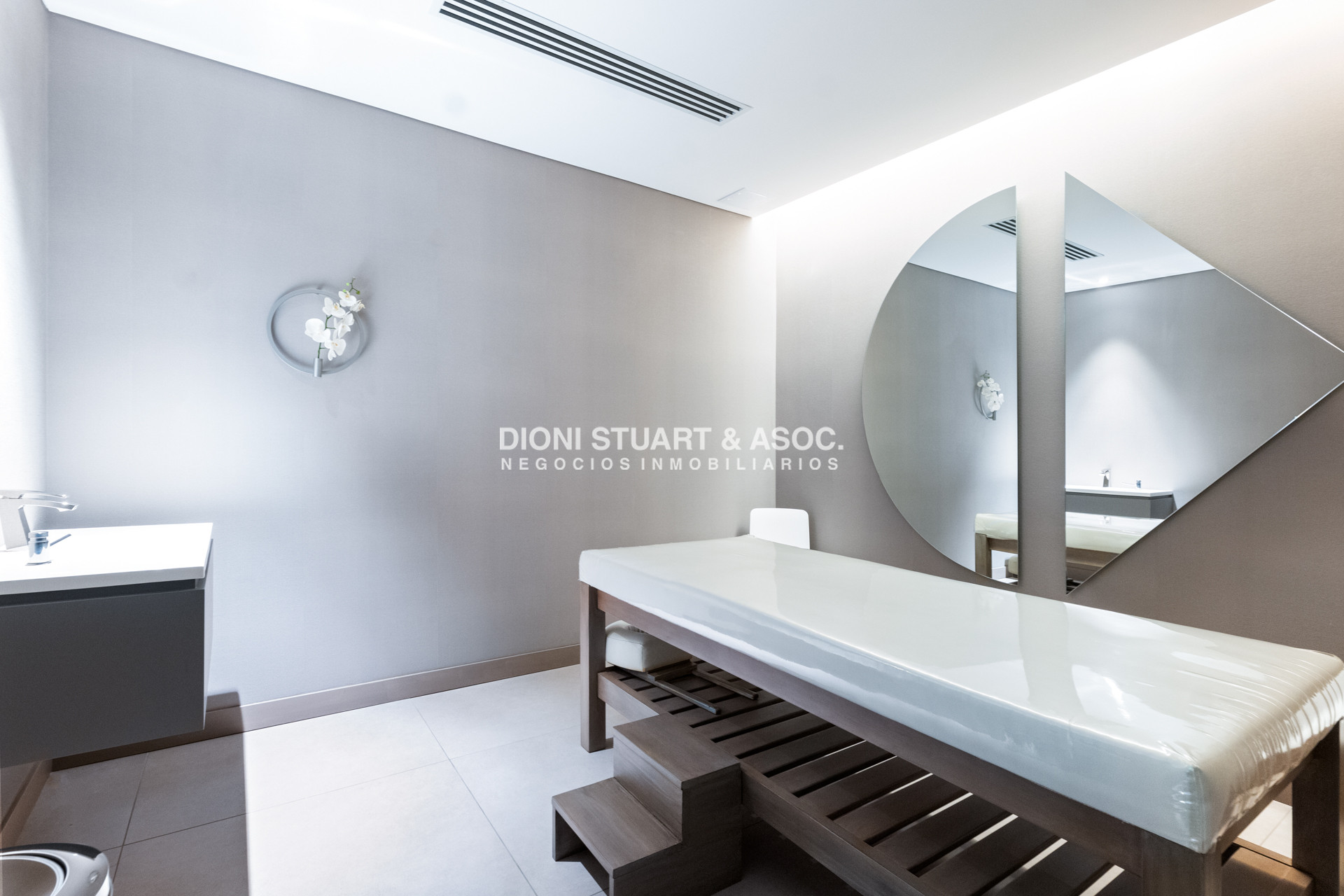 Apartamento ID.829 - DEPARTAMENTO EN VENTA EN LE PARC III UNIFICADO - IMPONENTE