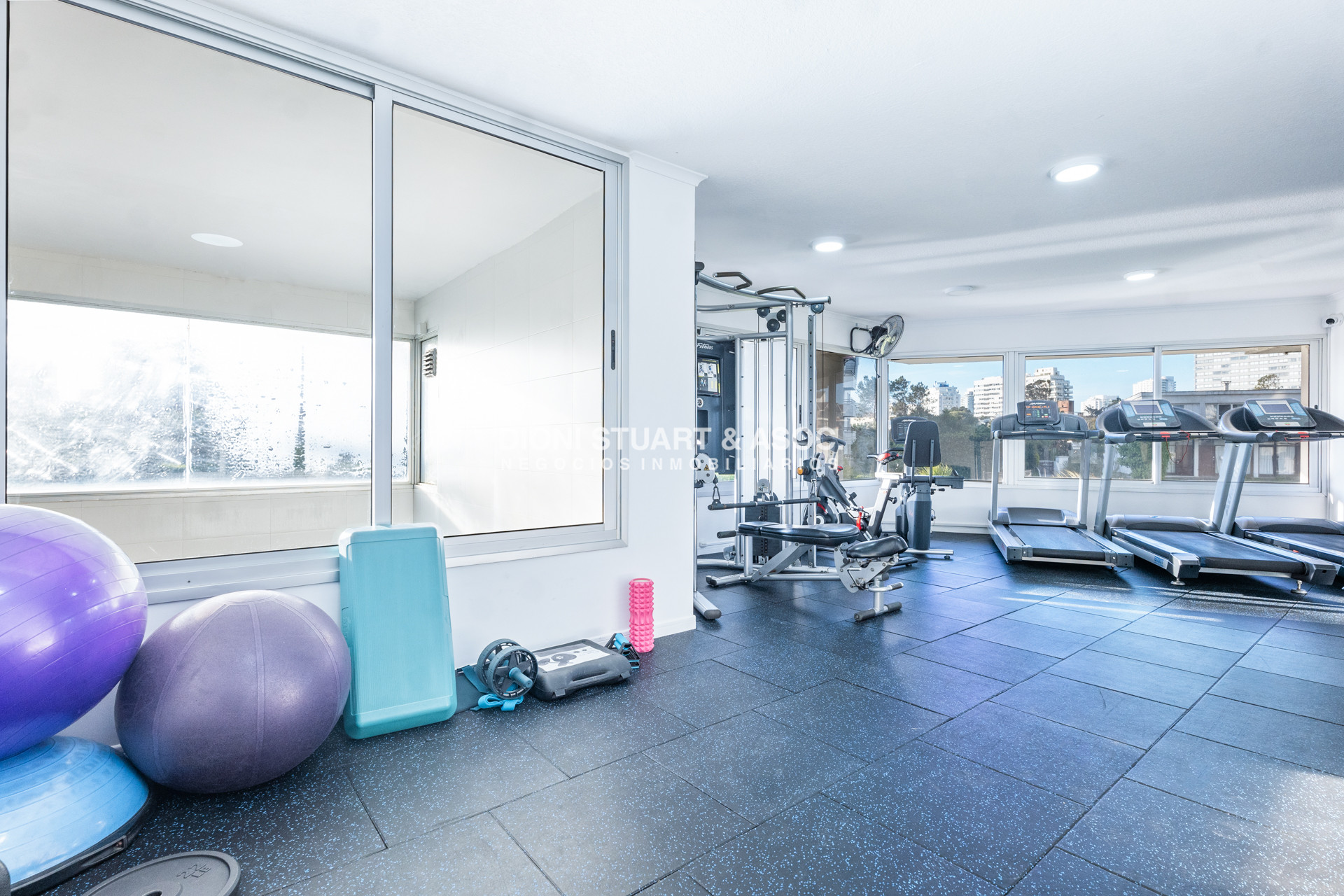 Apartamento ID.1108 - APARTAMENTO PENT HOUSE DUPLEX EN VENTA - 2 DORMITORIOS - SOUTH BEACH - PLAYA BRAVA