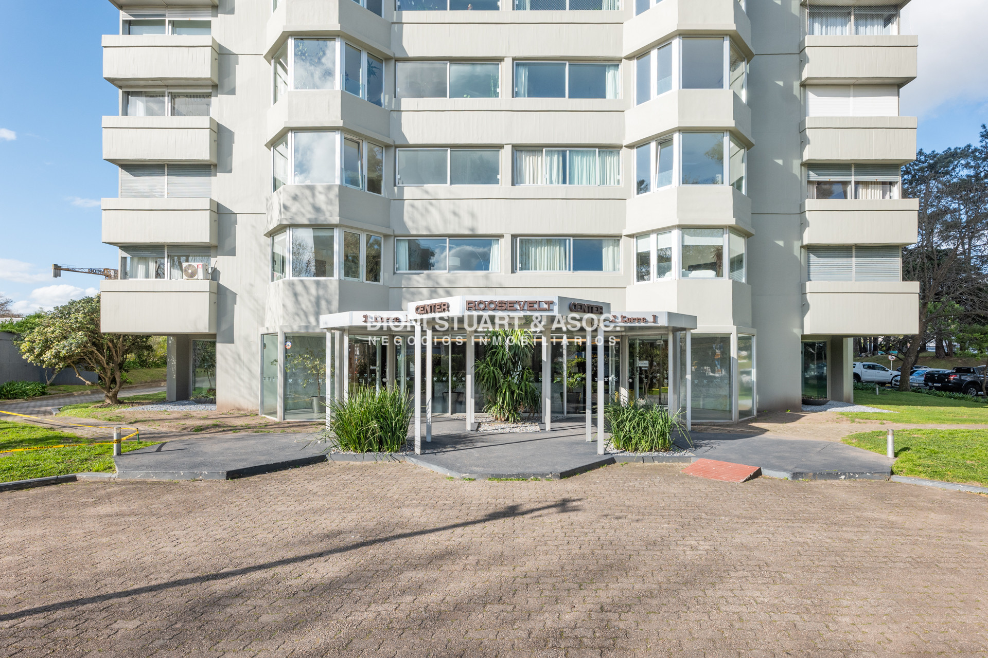 Apartamento ID.778 - Apartamento en Venta en Oportunidad - Roosevelt Center - 3 Dormitorios - Reciclado