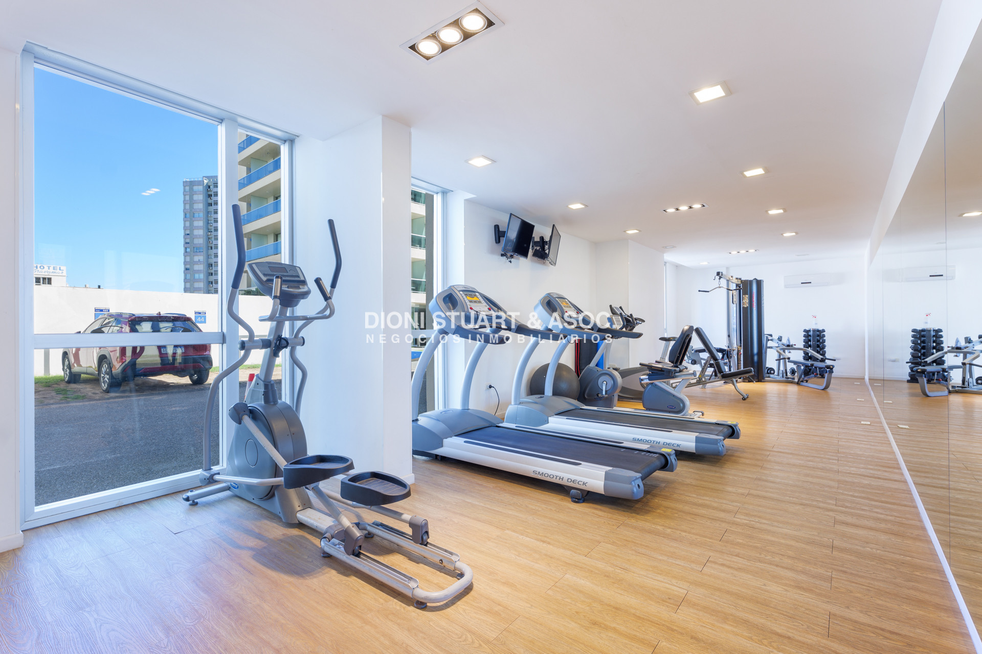 Apartamento ID.516 - APARTAMENTO EN VENTA EN PUNTA DEL ESTE - 2 DORMITORIOS - MODERNO - CERCA DEL MAR - EDIFICIO ARENAS DEL MAR