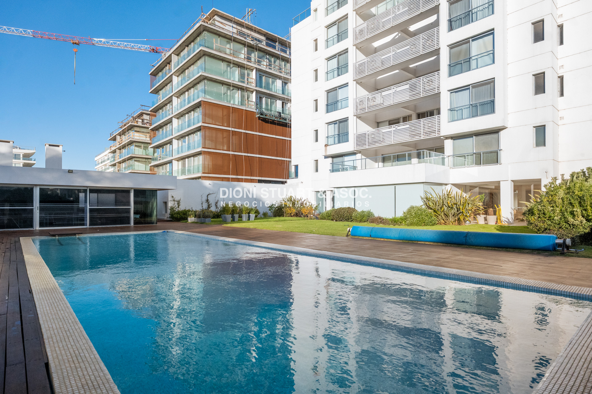 Apartamento ID.989 - MYTHOS PENT HOUSE DUPLEX - 4 SUITES - PLAYA BRAVA PRIMERA LINEA