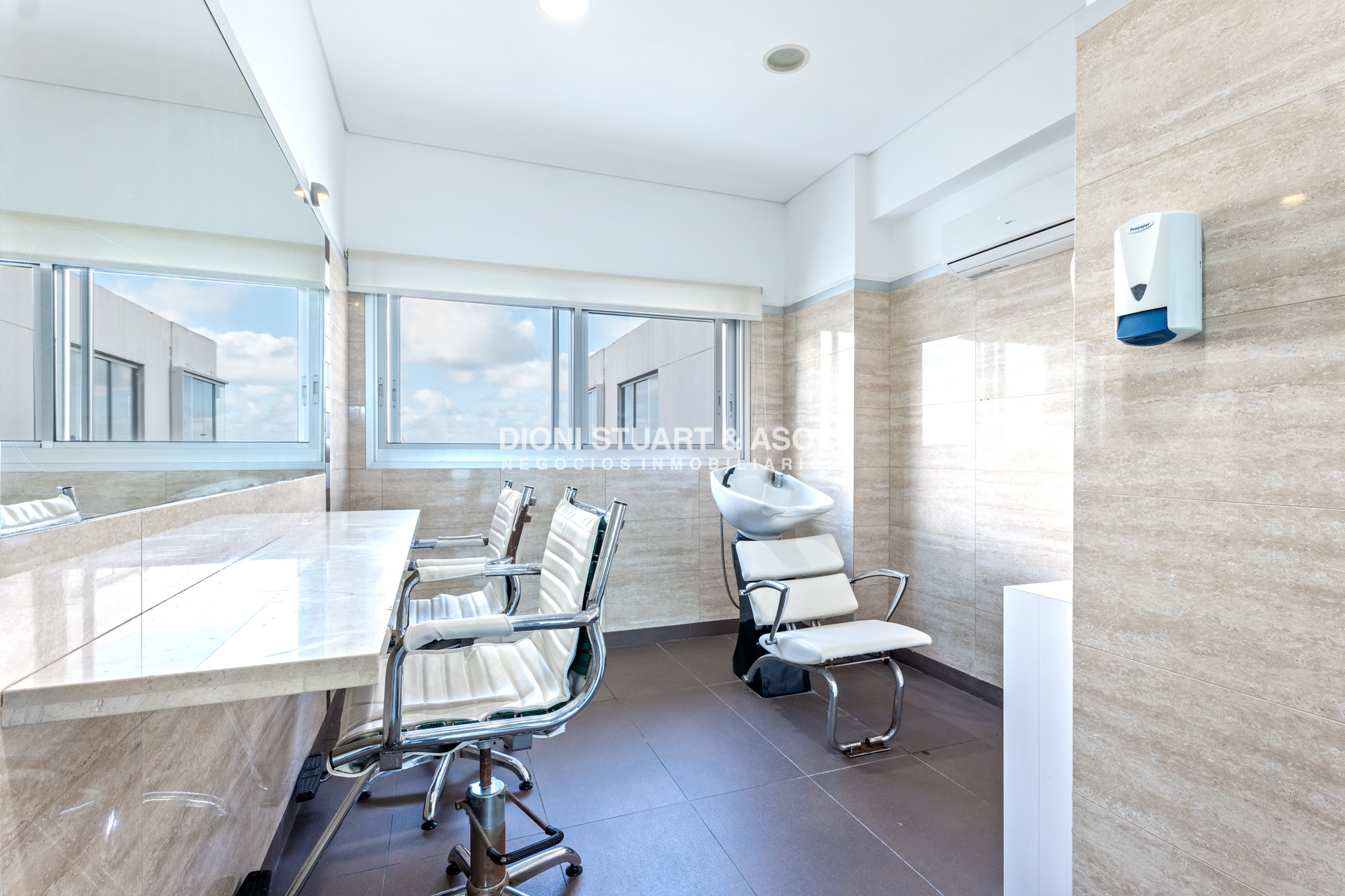 Apartamento ID.660 - Alquiler Anual o Invernal - Temporada  - Miami Boulevard I - 2 Dormitorios - Todos los Amenities - Playa Mansa