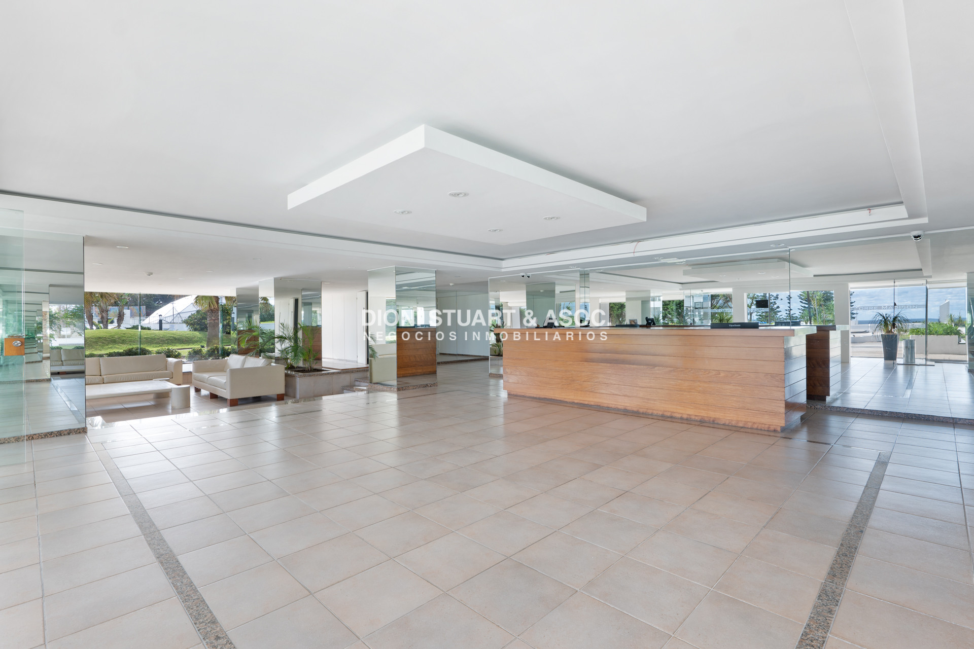 Apartamento ID.399 - Apartamento en Venta en Playa Mansa - Complejo Lincoln Center - Todos Los Amenities - 2 Dorm 