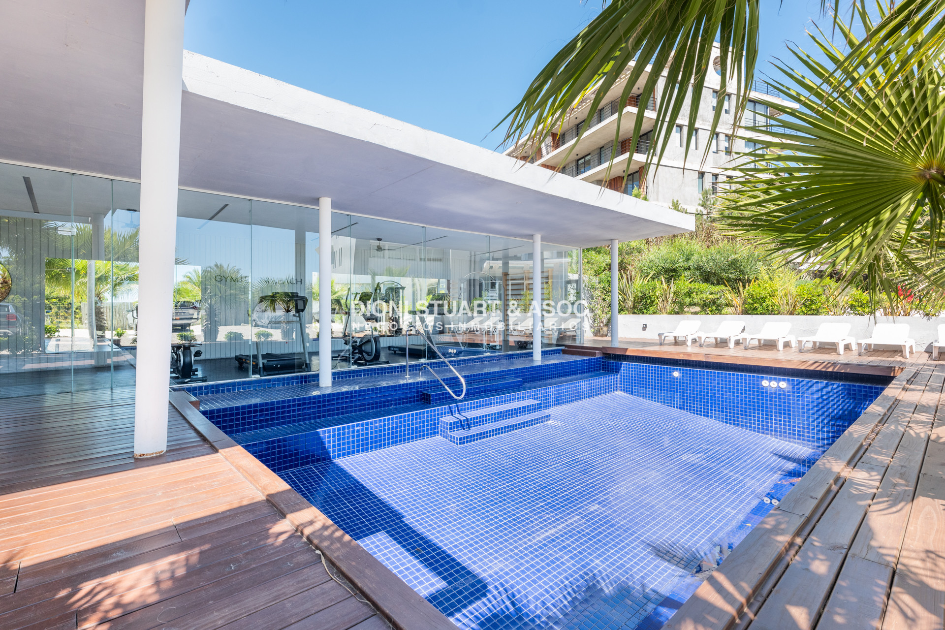 Apartamento ID.853 - Edificio Bikini Beach - 1 Dorm - Vista al Mar