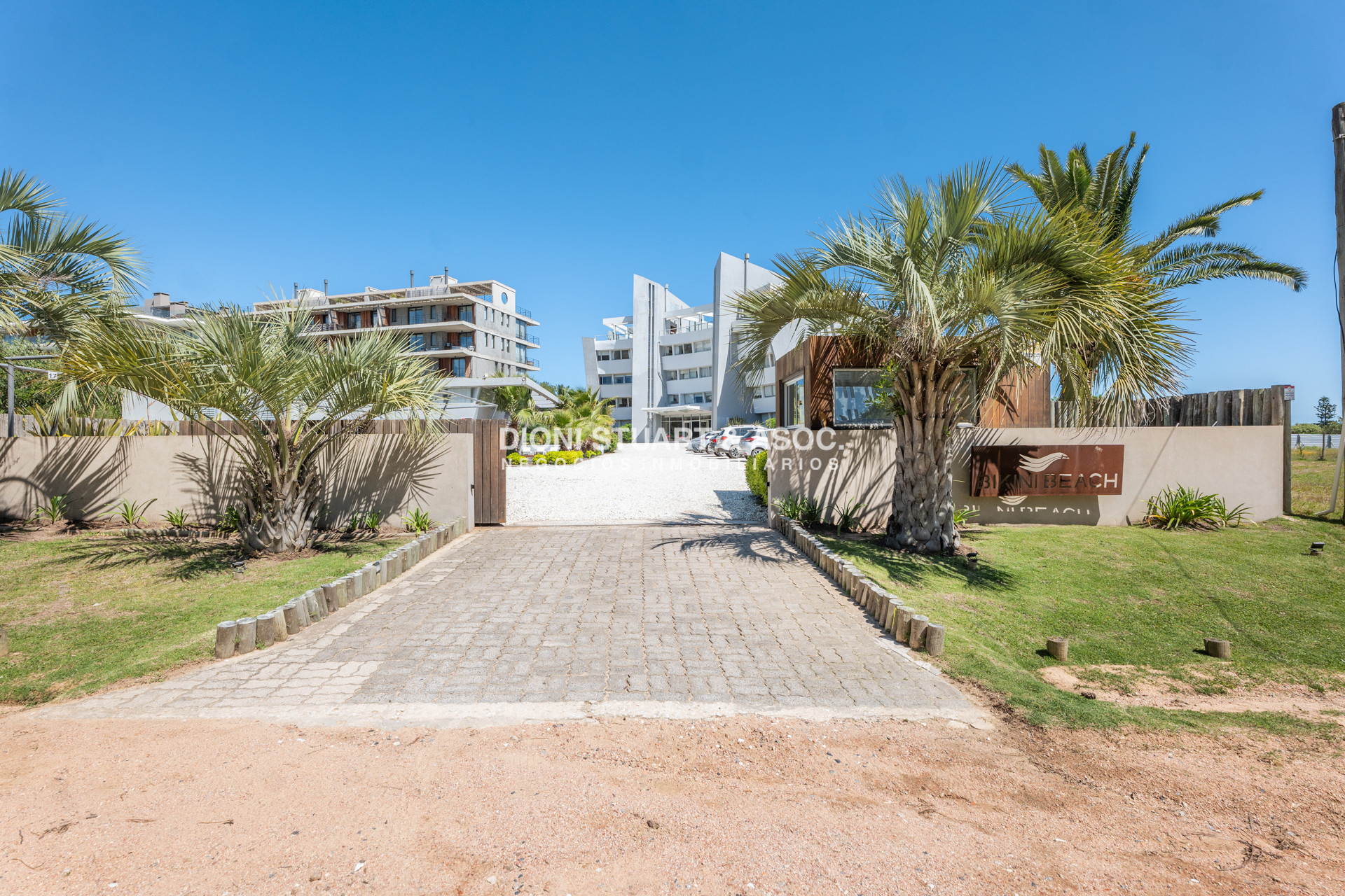Apartamento ID.853 - Edificio Bikini Beach - 1 Dorm - Vista al Mar