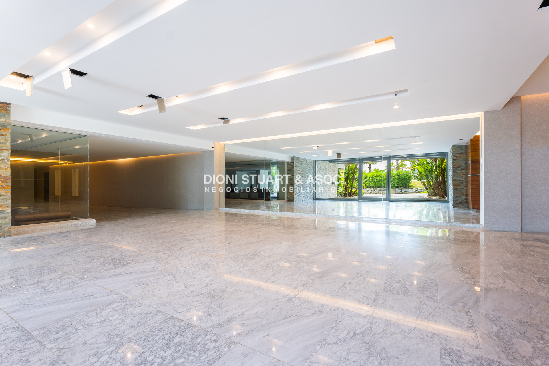 Apartamento ID.874 - Tiburon Terrazas Barra SS - Semi piso con piscina