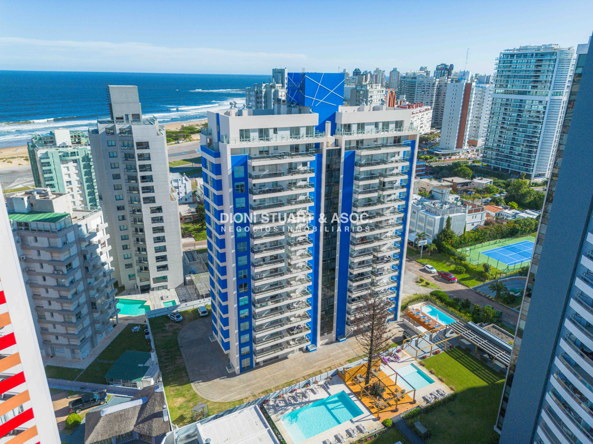 Apartamento ID.516 - APARTAMENTO EN VENTA EN PUNTA DEL ESTE - 2 DORMITORIOS - MODERNO - CERCA DEL MAR - EDIFICIO ARENAS DEL MAR