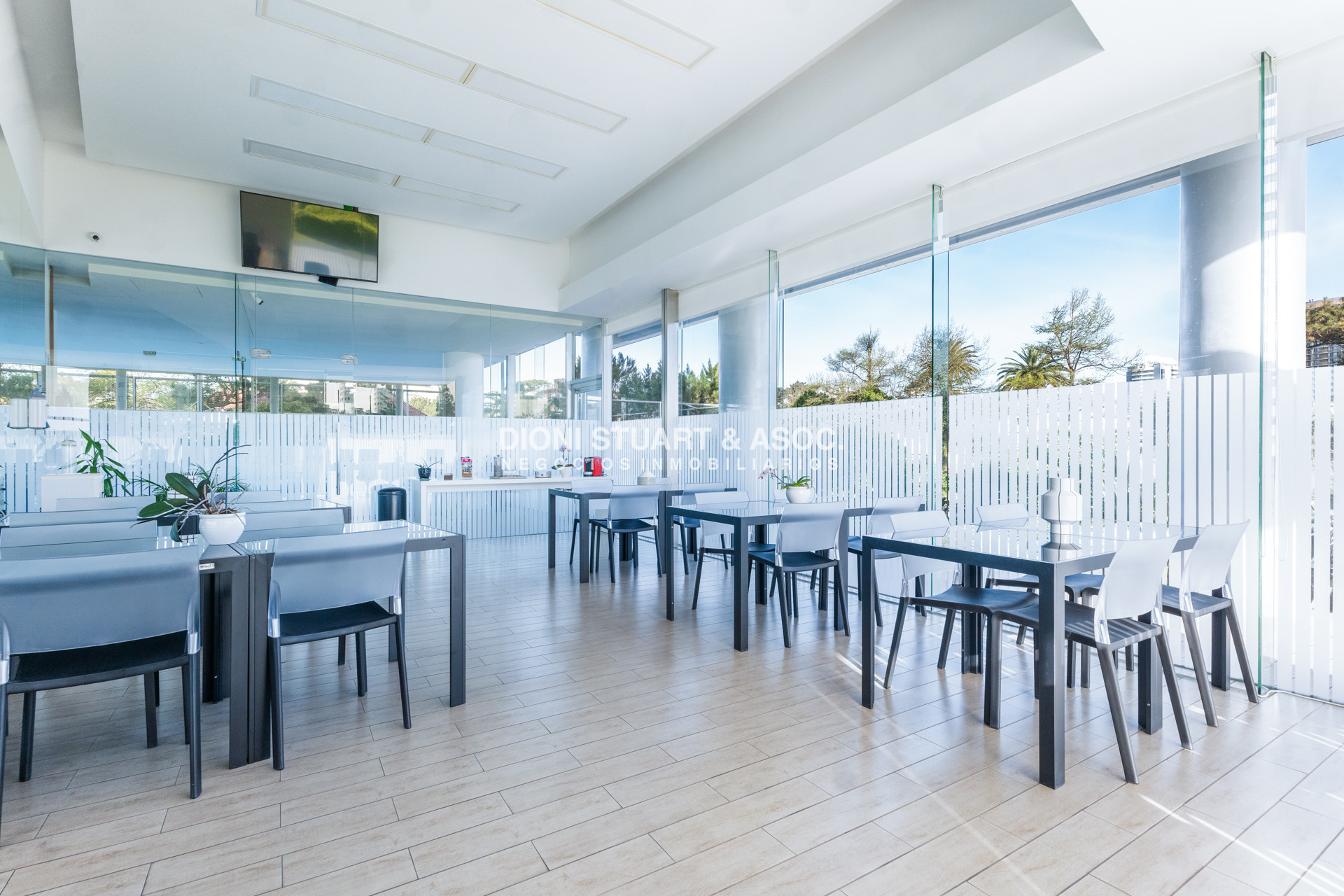Apartamento ID.1114 - VENTA APARTAMENTO 3 DORMITORIOS EN SUITE - ALEXANDER BOULEVARD ESQUINERO 