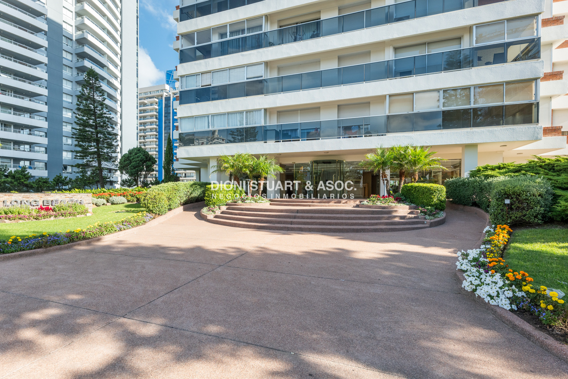 Apartamento ID.909 - DEPARTAMENTO EN VENTA DE 2 DORMITORIOS Y MEDIO - EDIFICIO LONG BEACH - TODOS LOS AMENITIES