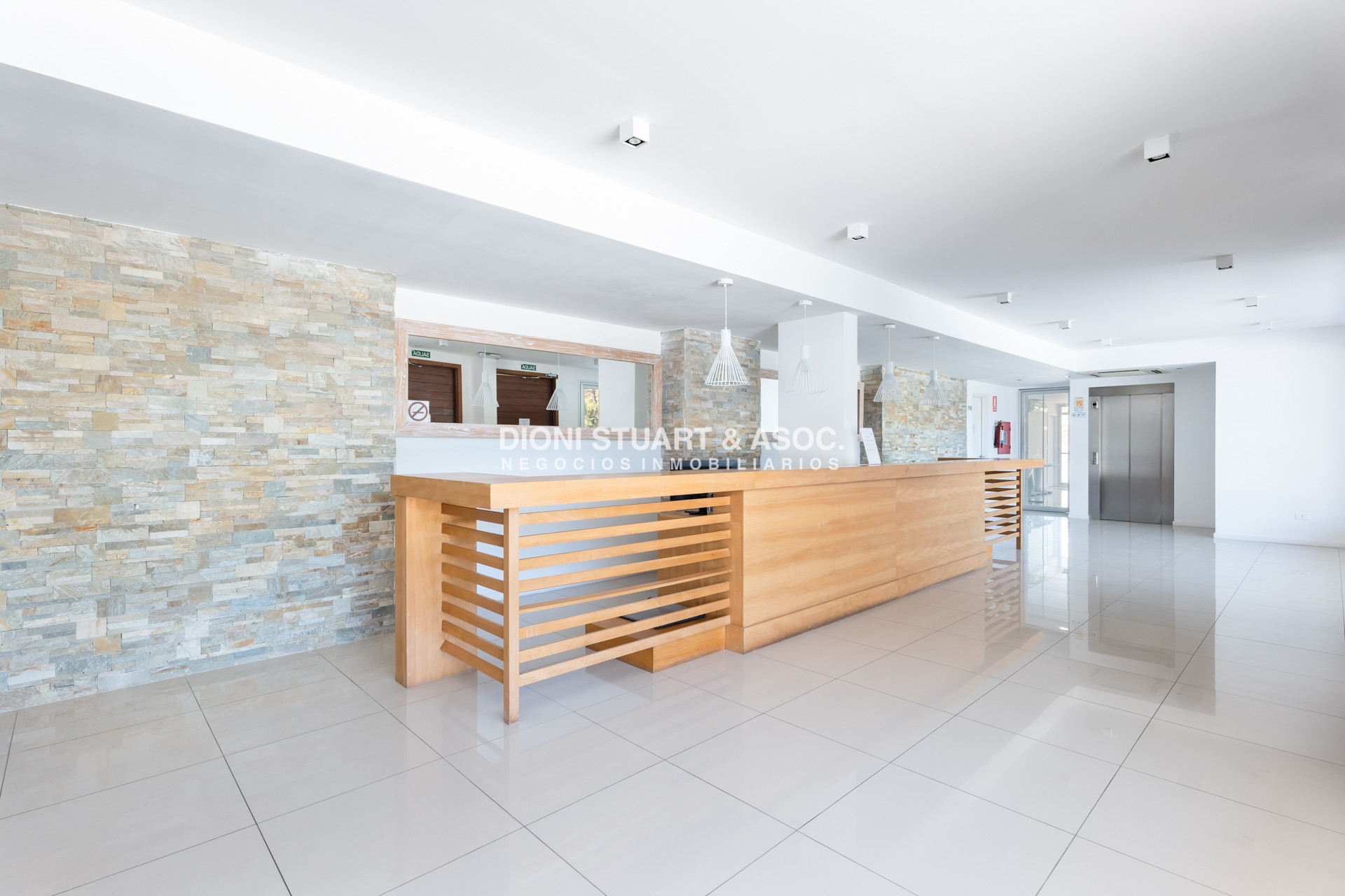 Apartamento ID.925 - DEPARTAMENTO PENT HOUSE EN VENTA - 3 DORM Y DEP. - PARRILLERO - PLAYA MANSA