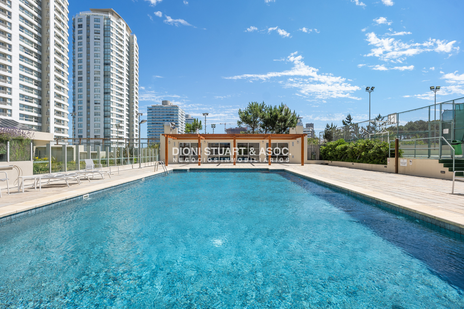 Apartamento ID.839 - Torre Lobos Esquinero - 3 Dorm en suite + Dep.