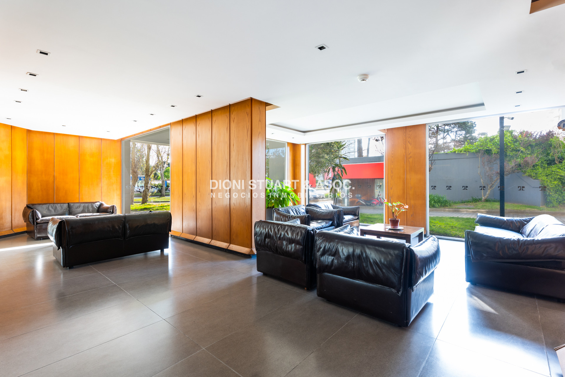 Apartamento ID.778 - Apartamento en Venta en Oportunidad - Roosevelt Center - 3 Dormitorios - Reciclado