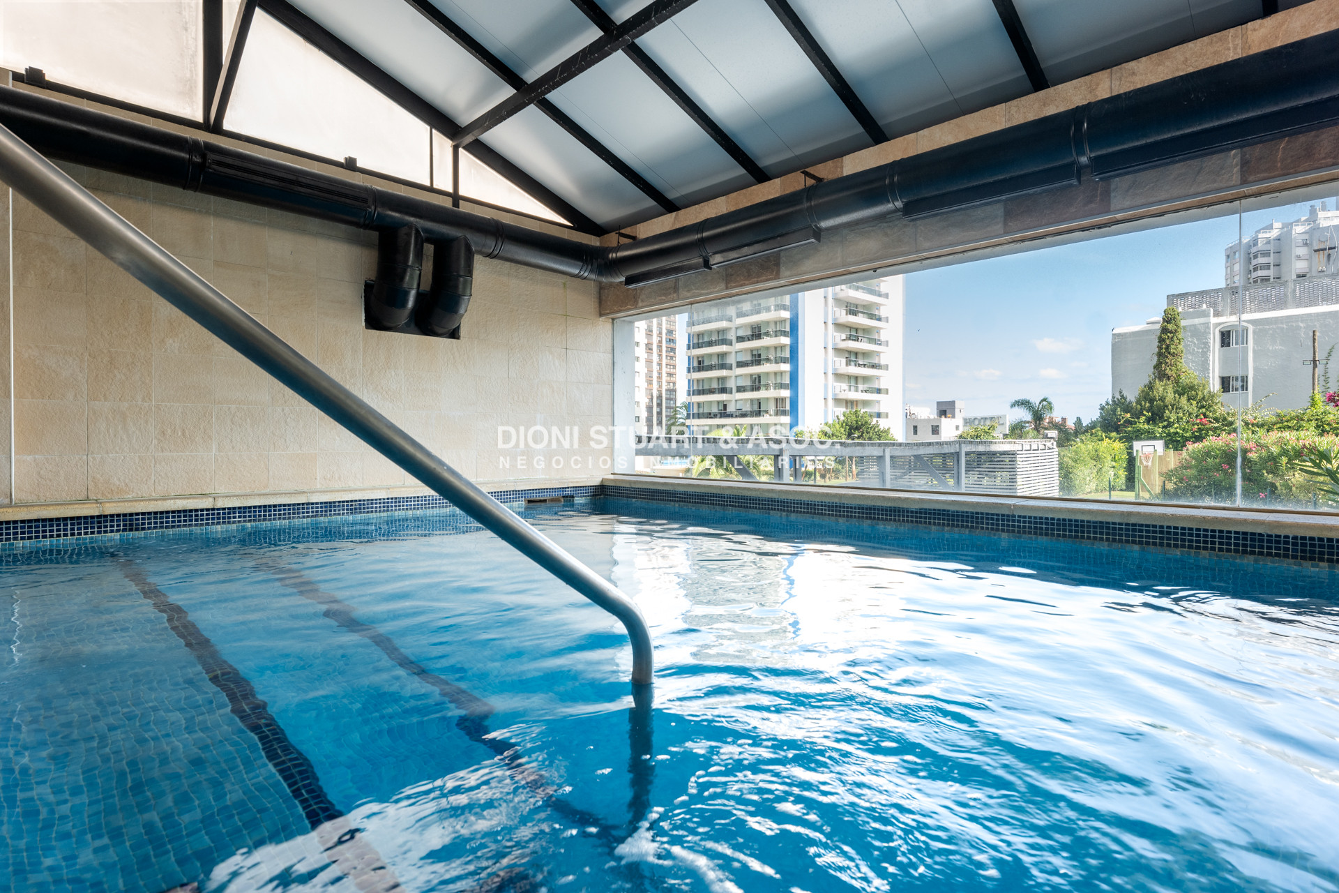 Apartamento ID.909 - DEPARTAMENTO EN VENTA DE 2 DORMITORIOS Y MEDIO - EDIFICIO LONG BEACH - TODOS LOS AMENITIES